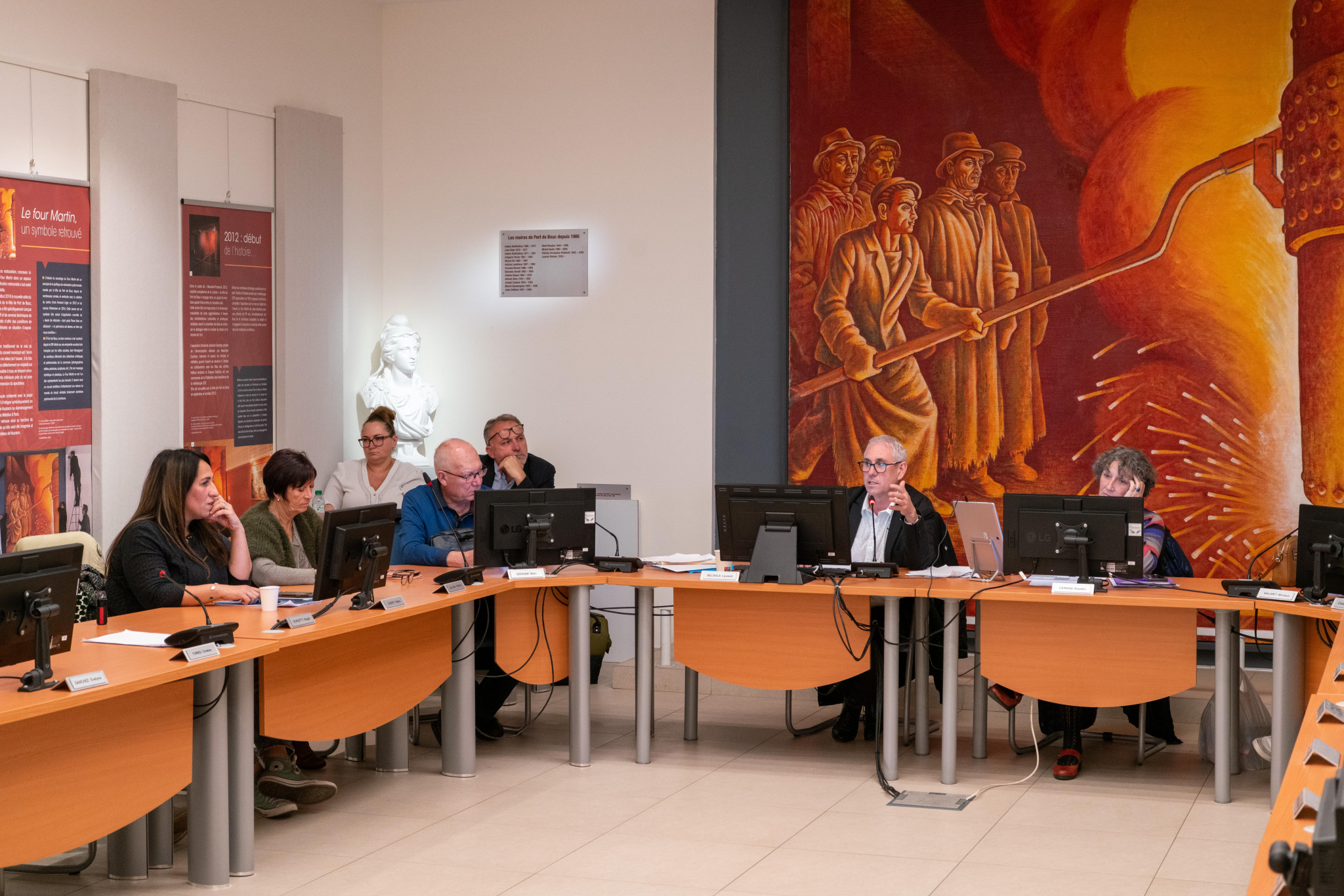 Belsola défend l’emploi public comme « idéal républicain »