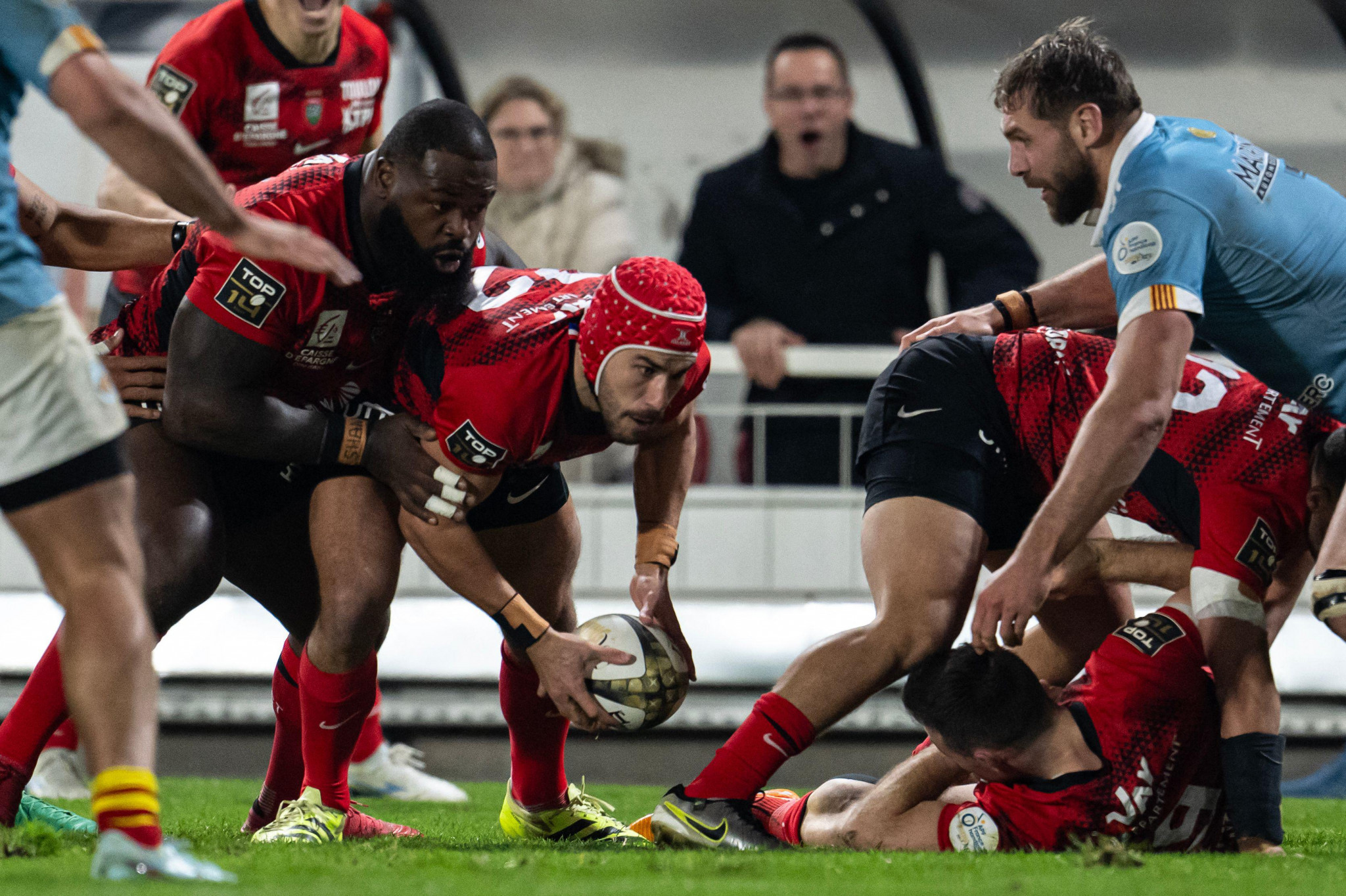 Top 14 : Le RCT signe une dernière victoire poussive en 2025 face à l’USAP