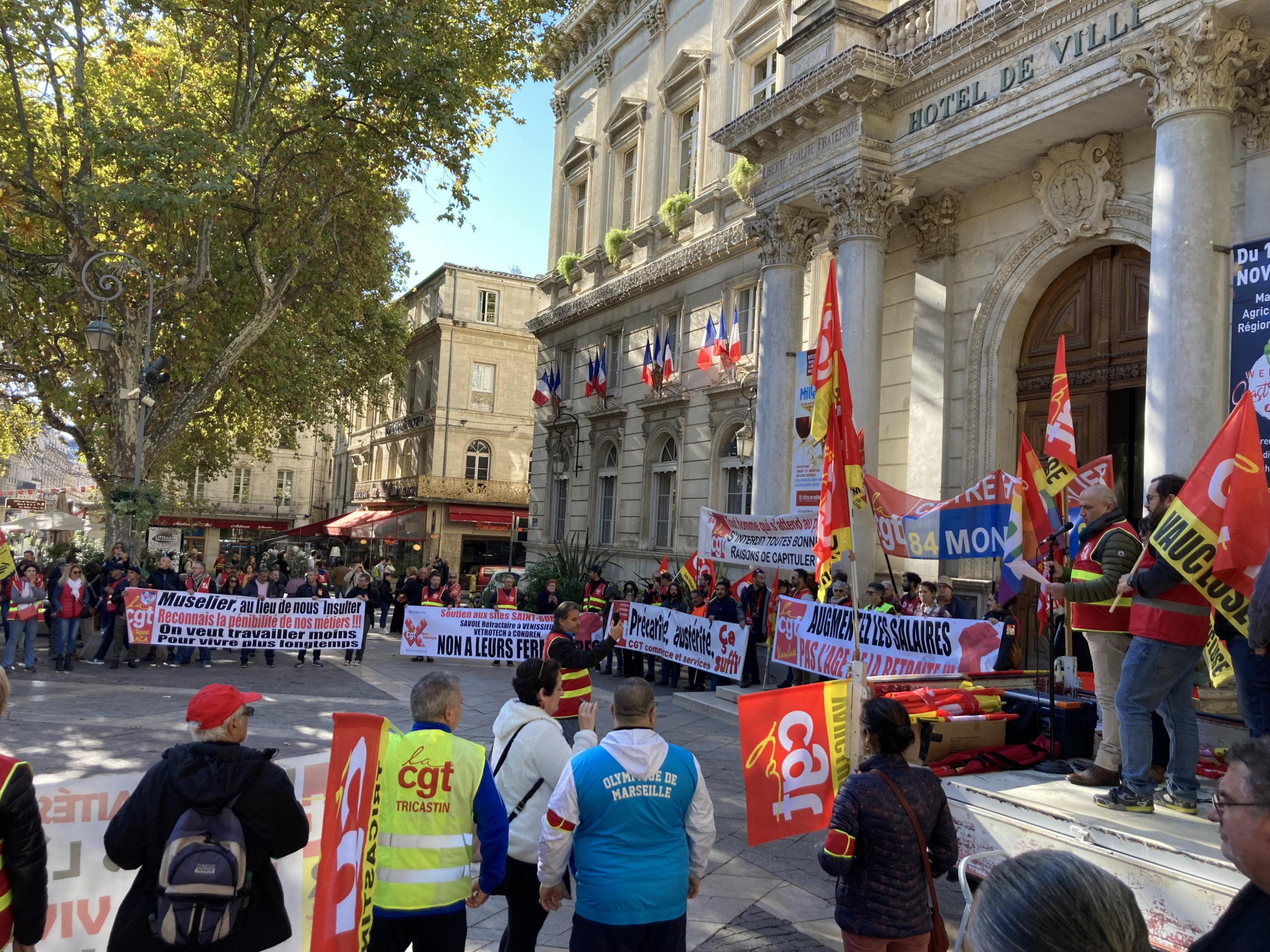 Avignon : les agents territoriaux lèvent leur préavis de grève