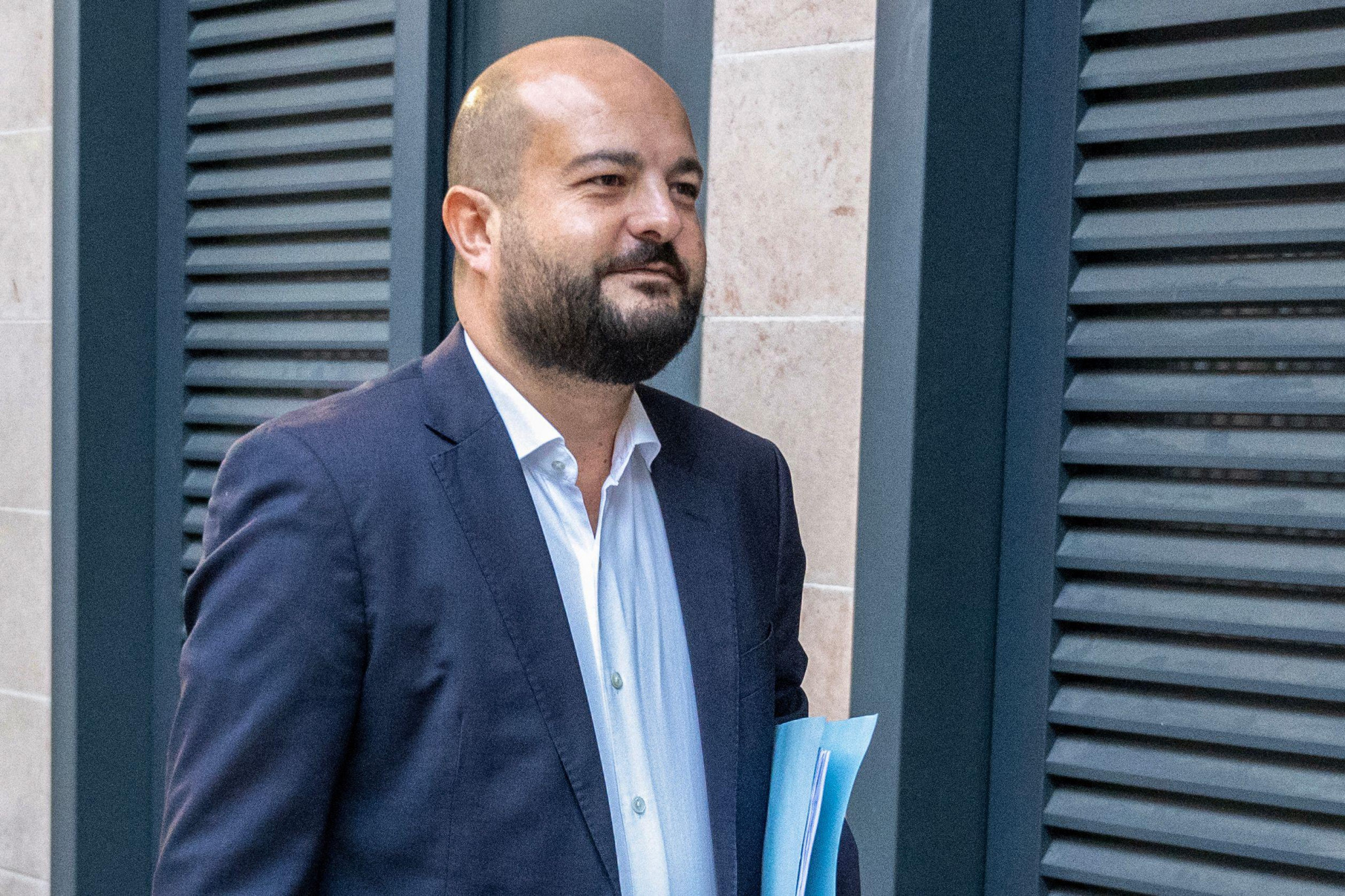 Mis sous pression, David Rachline renonce à l’investiture RN aux municipales à Fréjus et quitte la vice-présidence du parti