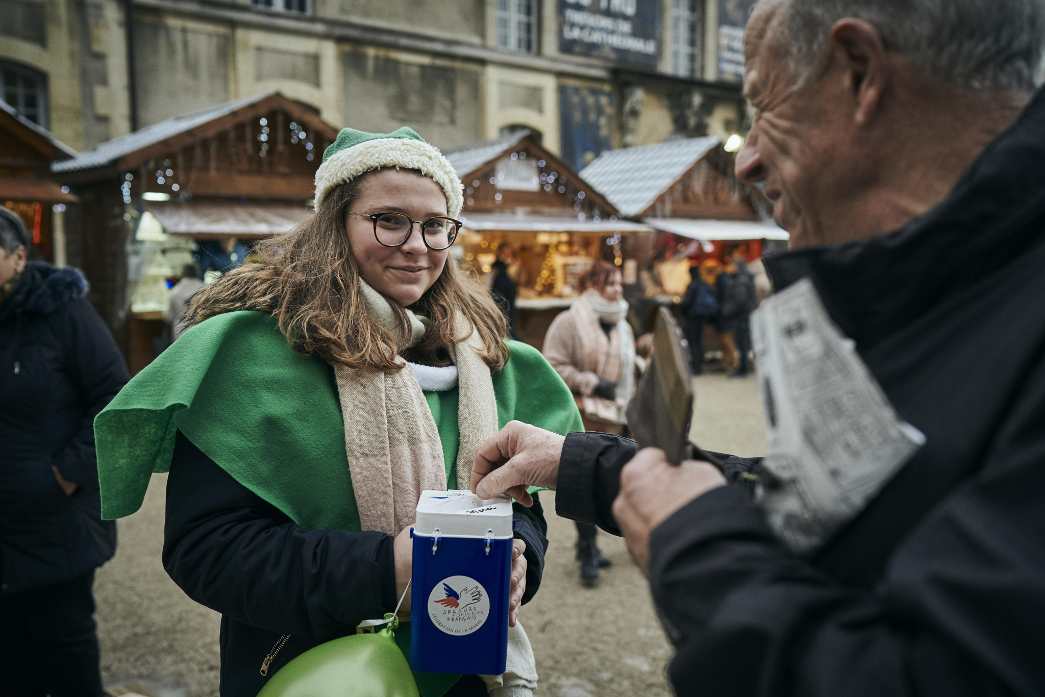 Les Pères Noël verts reprennent du service