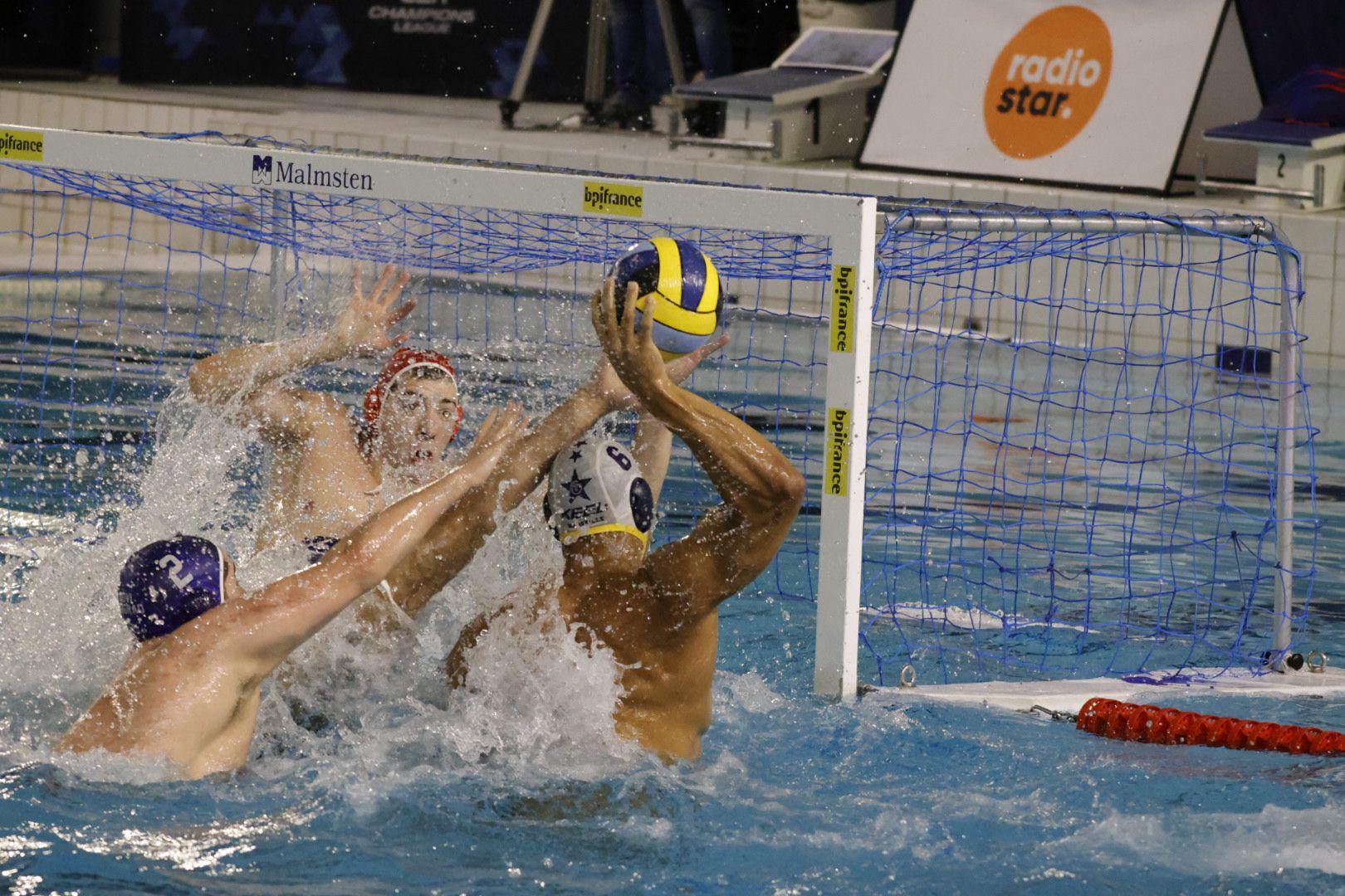 Une cruelle défaite pour les poloïstes marseillais