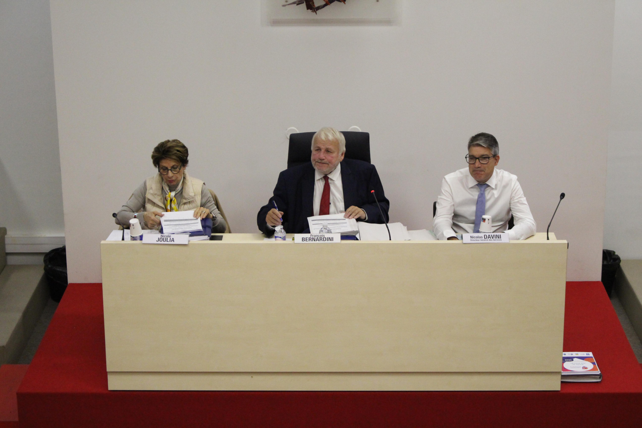 Au conseil municipal d’Istres, les dernières passes d’armes avant les élections