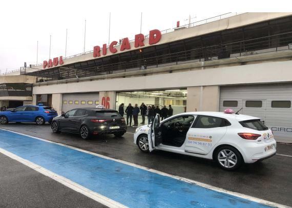 Les non-voyants reprennent le volant au Castellet