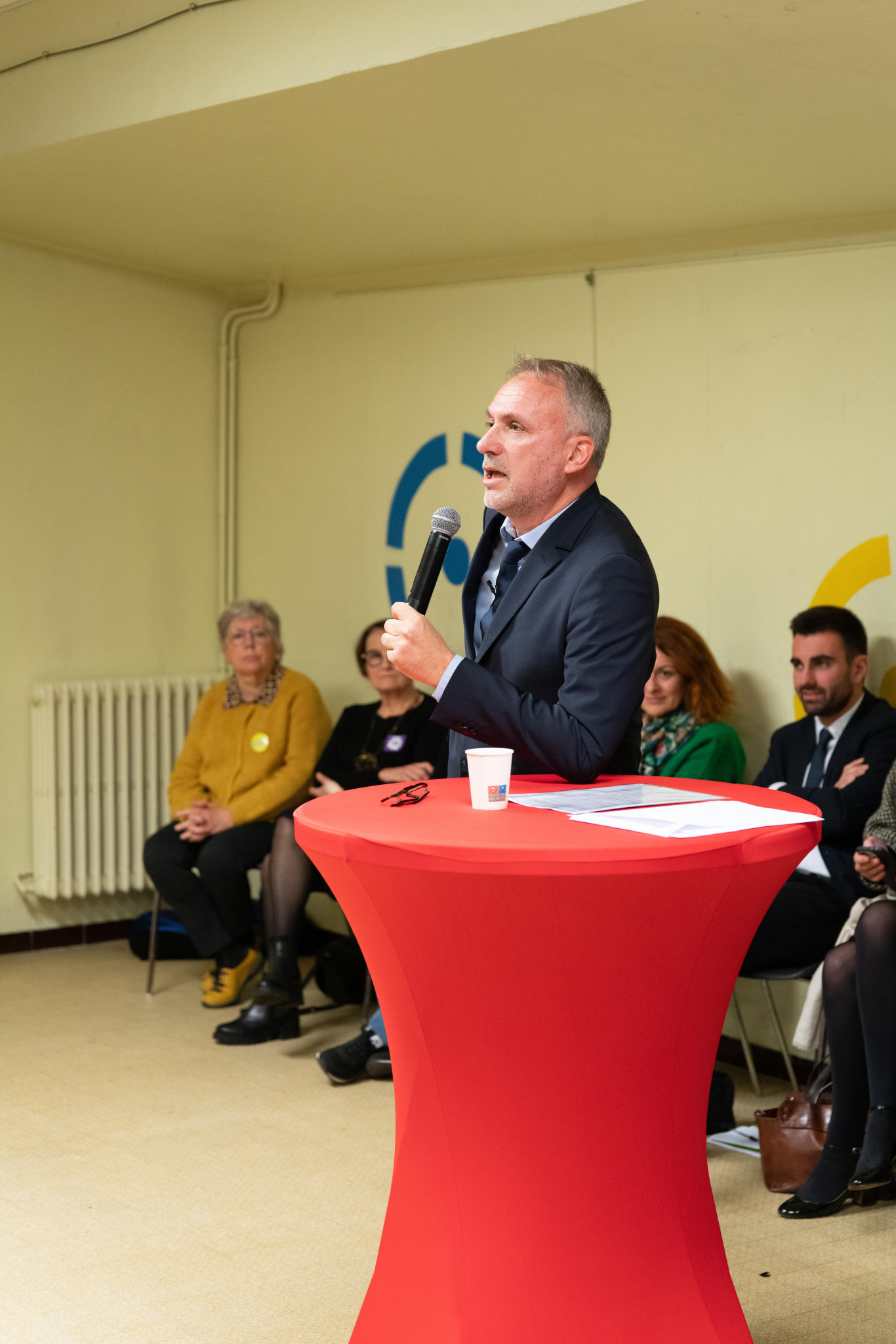 Nicolas Koukas en campagne pour « un mandat de la proximité » à Arles