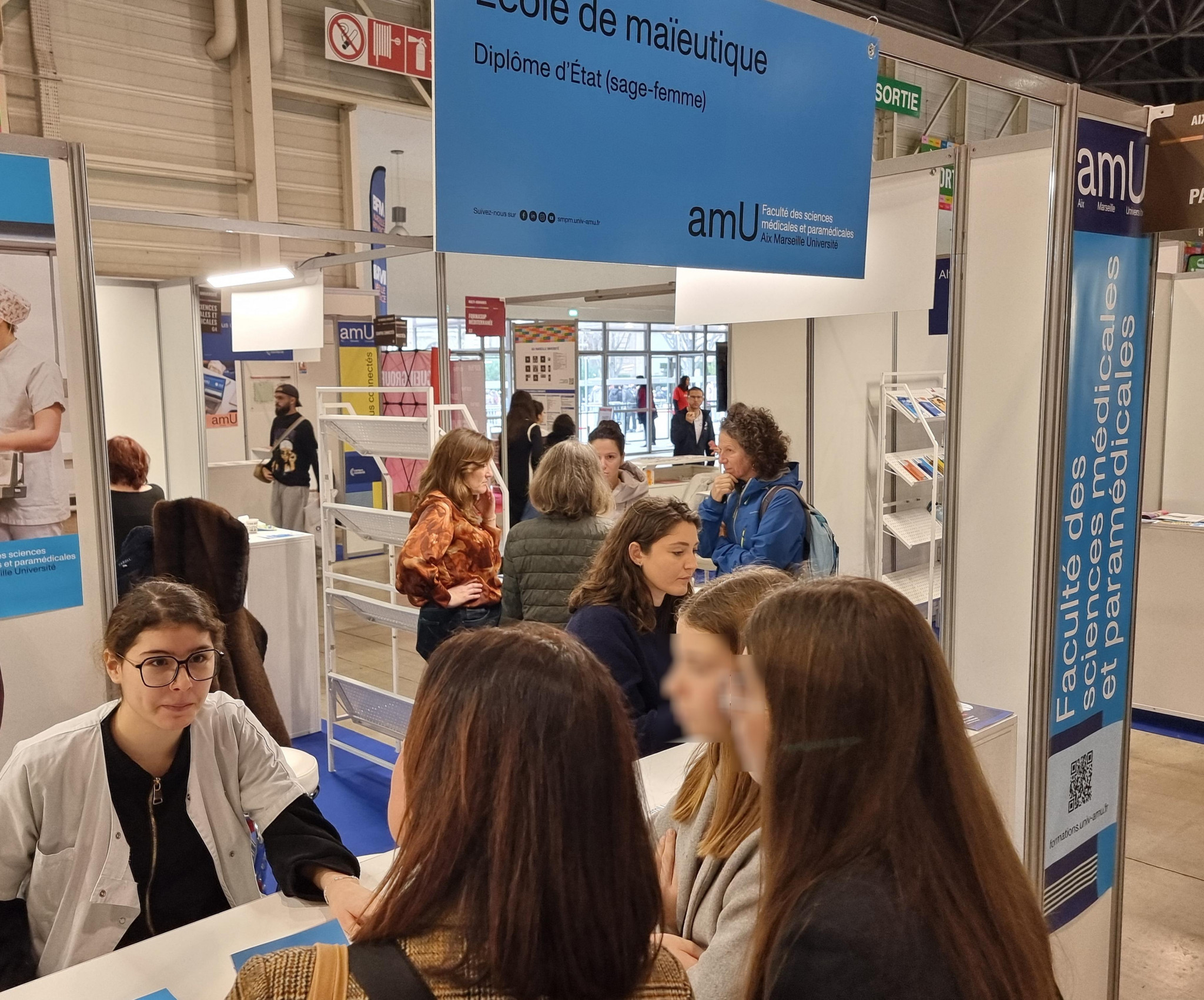 Des lycéens inquiets avant l’ouverture de Parcoursup