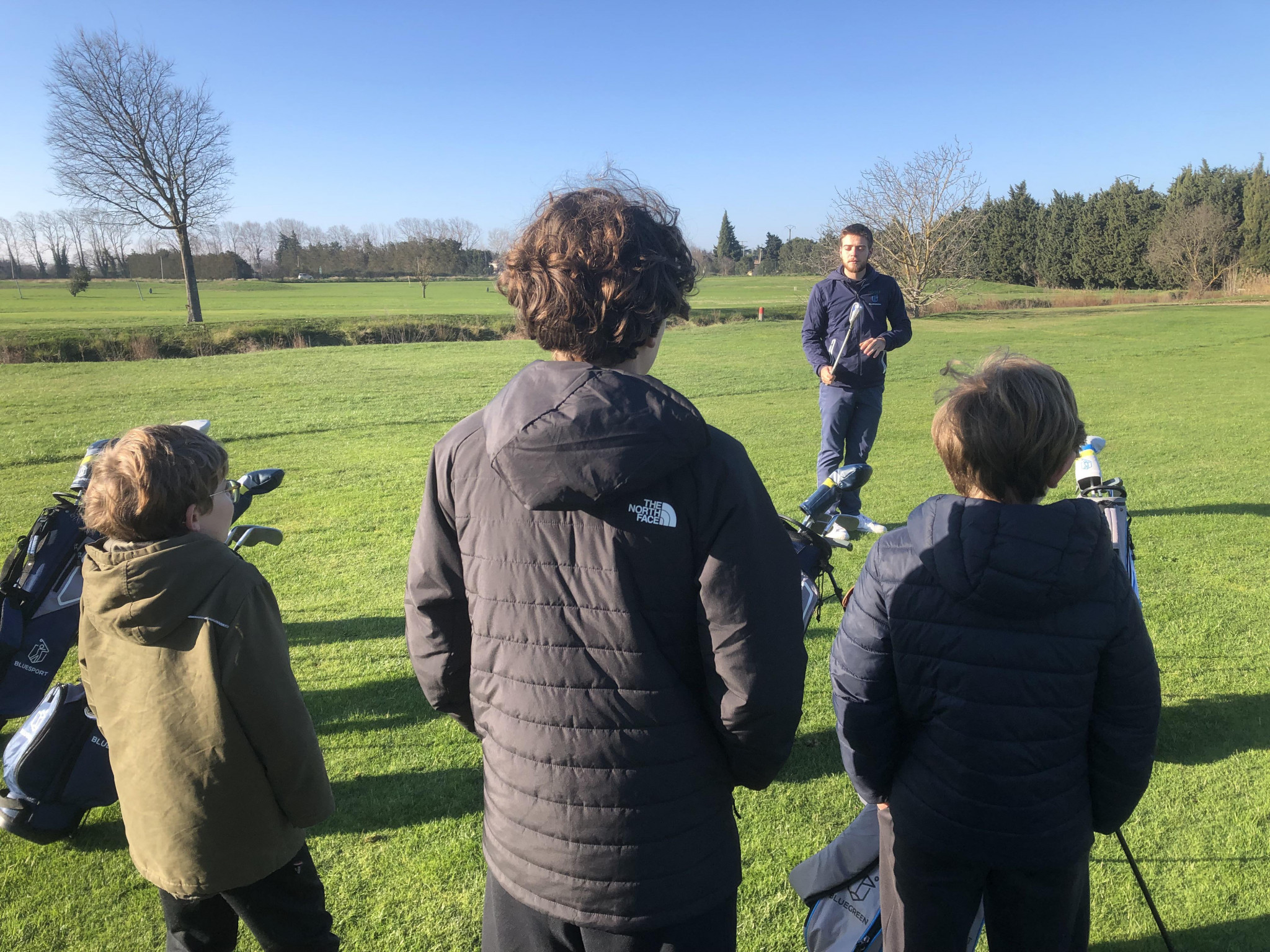 Avec des initiations gratuites, le golf cherche à plaire à tous