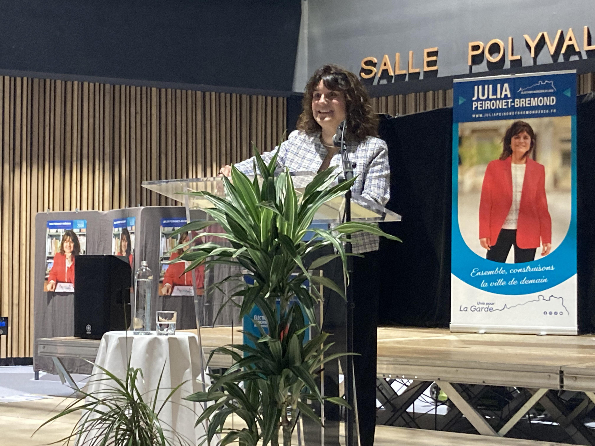 À La Garde, la gauche en meeting avec Julia Peironet Bremond