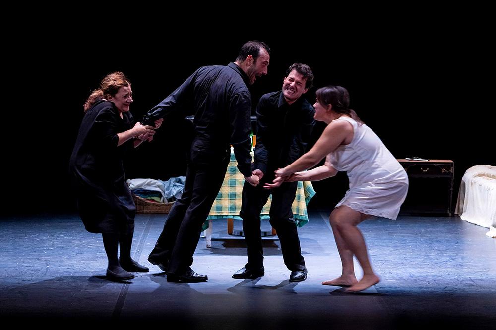 [Théâtre] «&nbsp;L’ange du foyer&nbsp;» brise le silence des féminicides à Ollioules