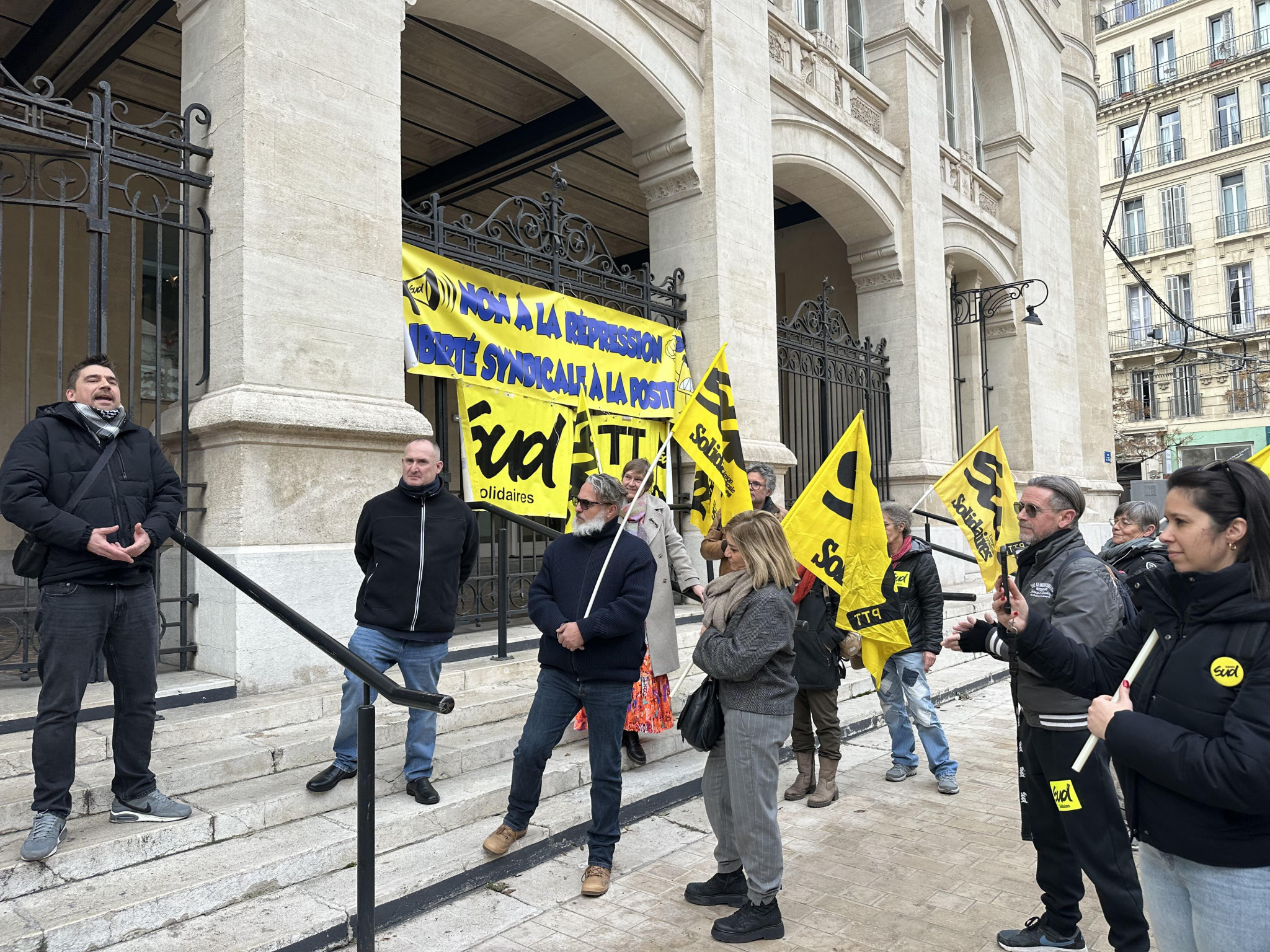Les postiers de SUD PTT au front contre les sanctions