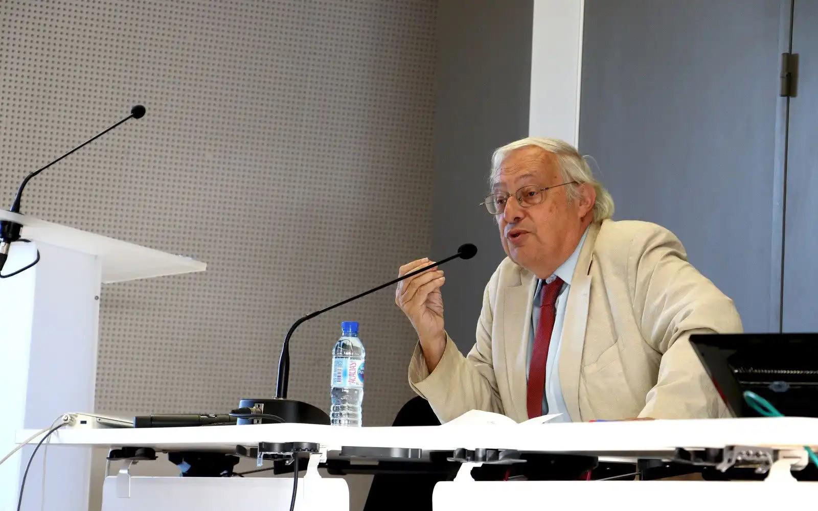 « Une très forte tension entre aspiration à la paix et populisme »