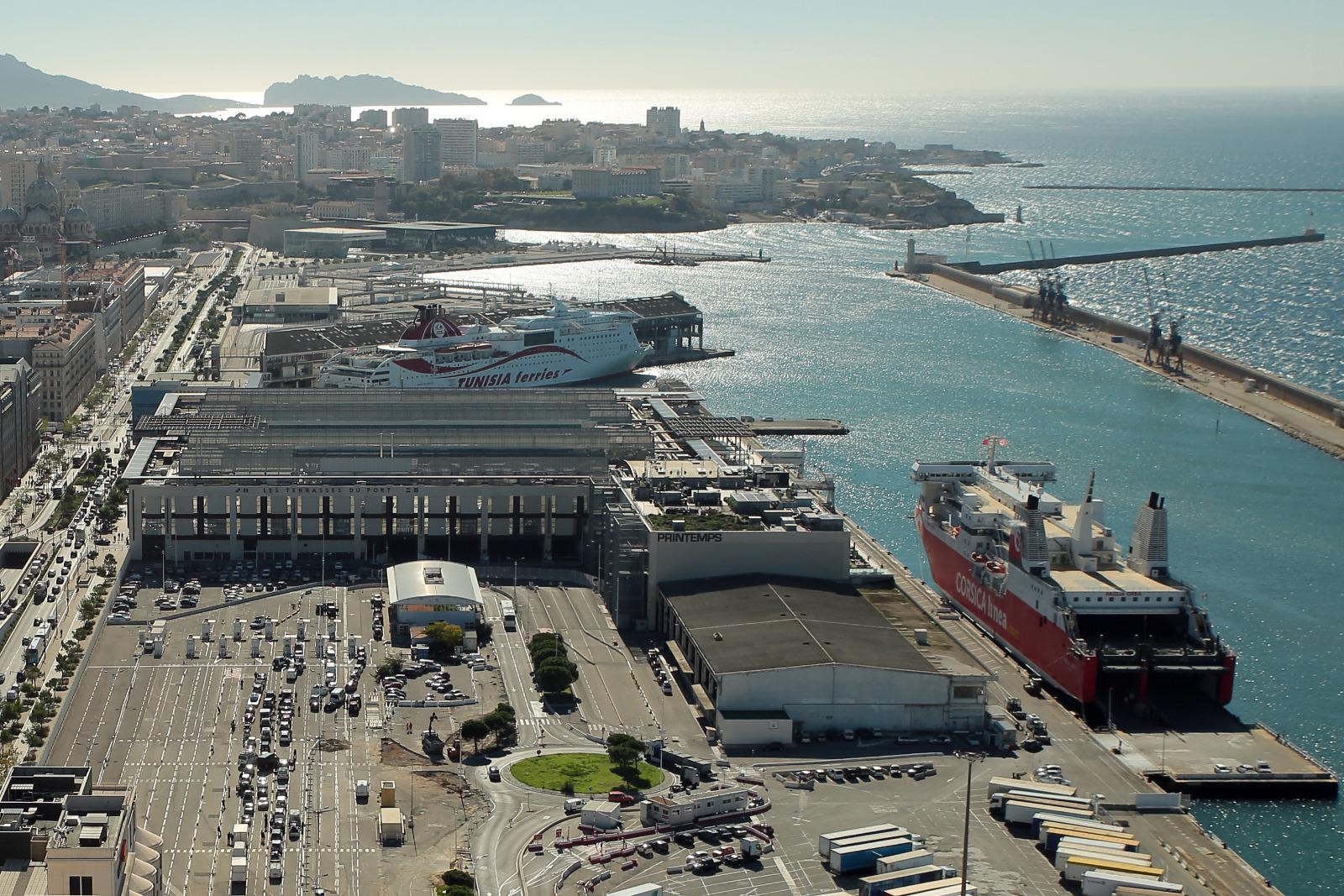Contrebande de cigarettes sur le port de Marseille : de lourdes peines sont tombées