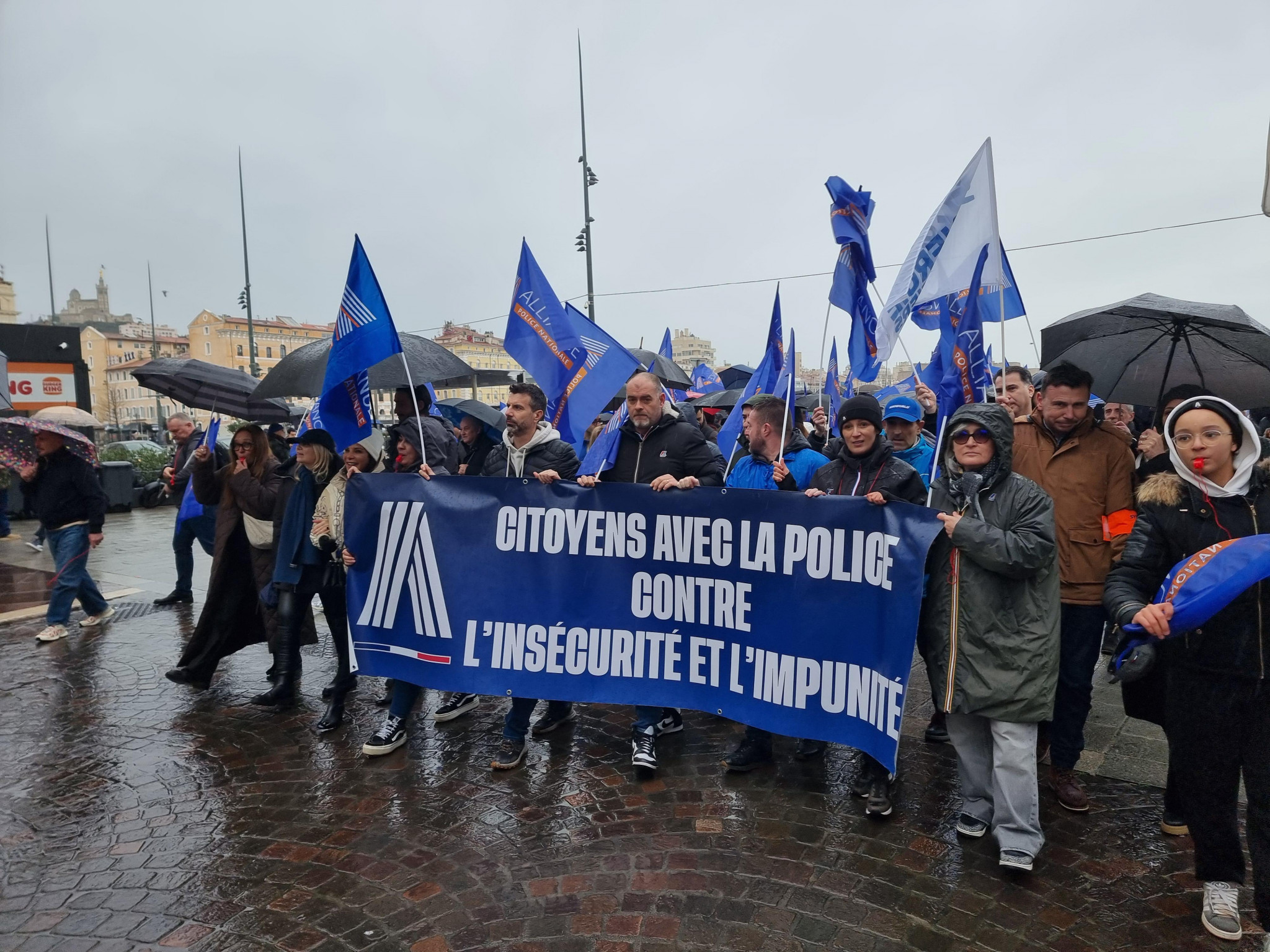 Les policiers manifestent à Marseille pour réclamer des moyens et « du respect »