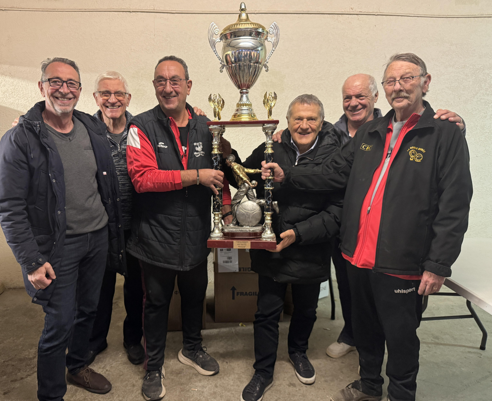 Jeu provençal : les lauriers à Domenge-Soeng, le trophée à Bentahar -Ventre