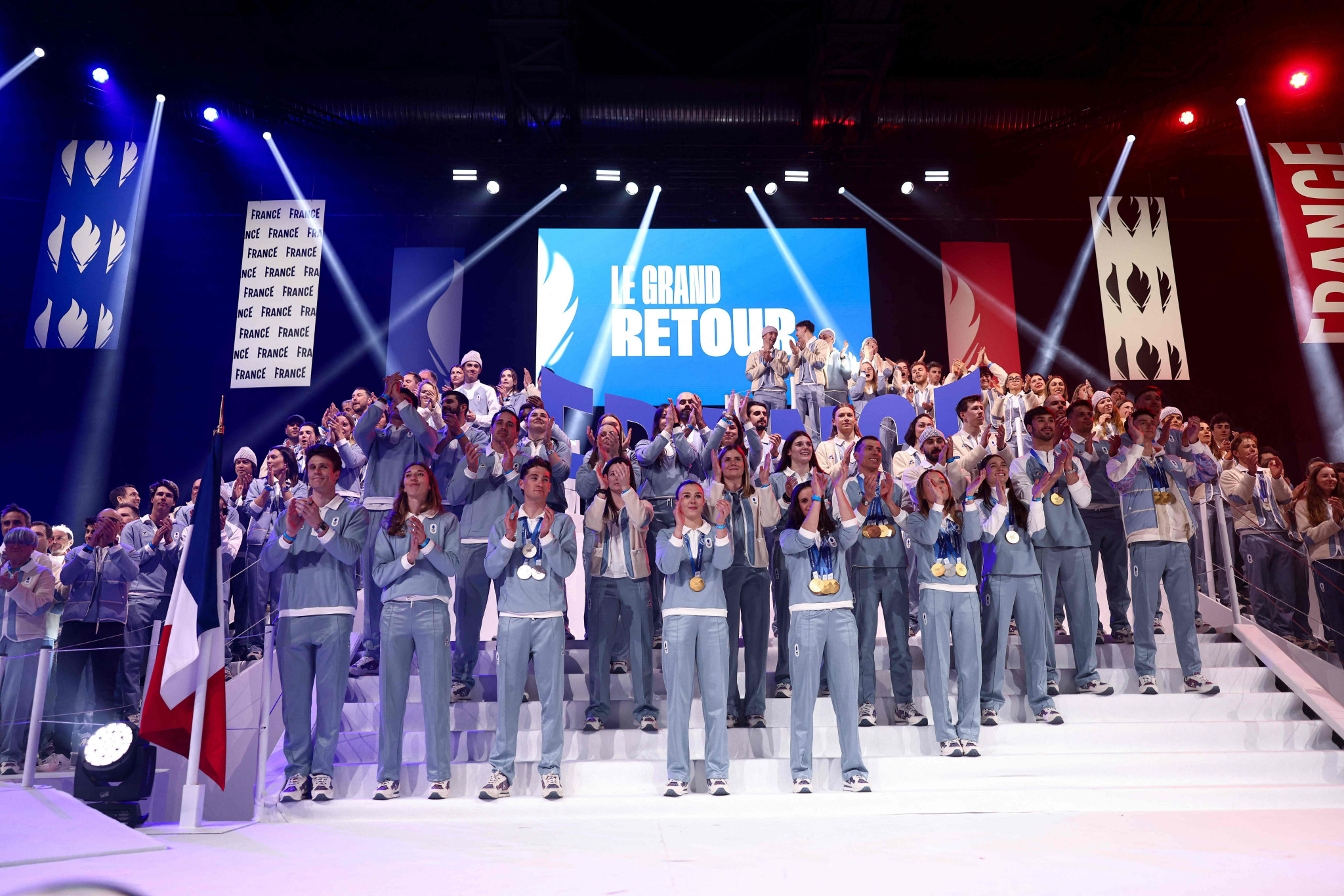 La France fête ses athlètes et se projette vers les JO 2030