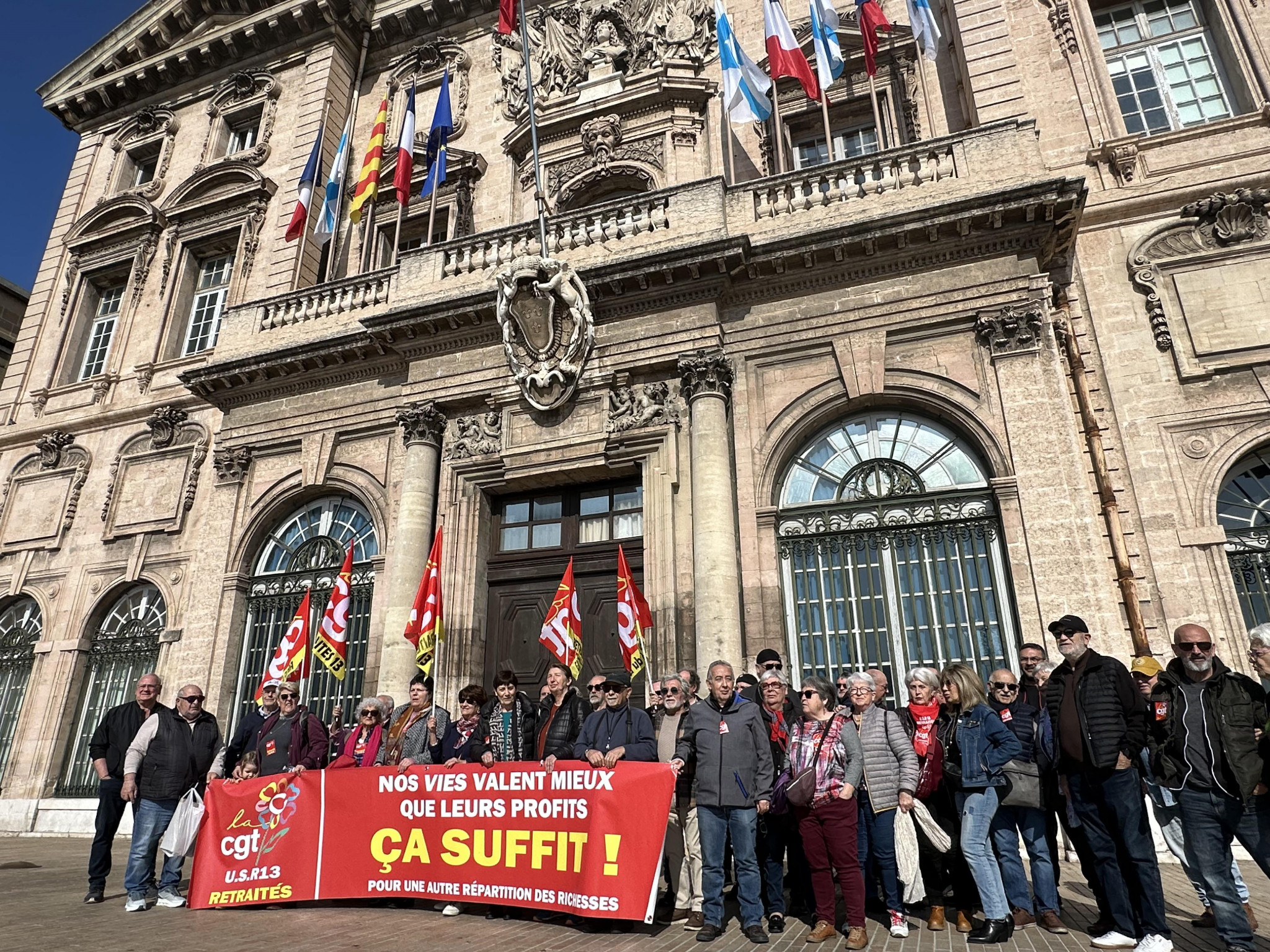 Debout face au péril RN : à Marseille, les retraités CGT réclament du progrès social