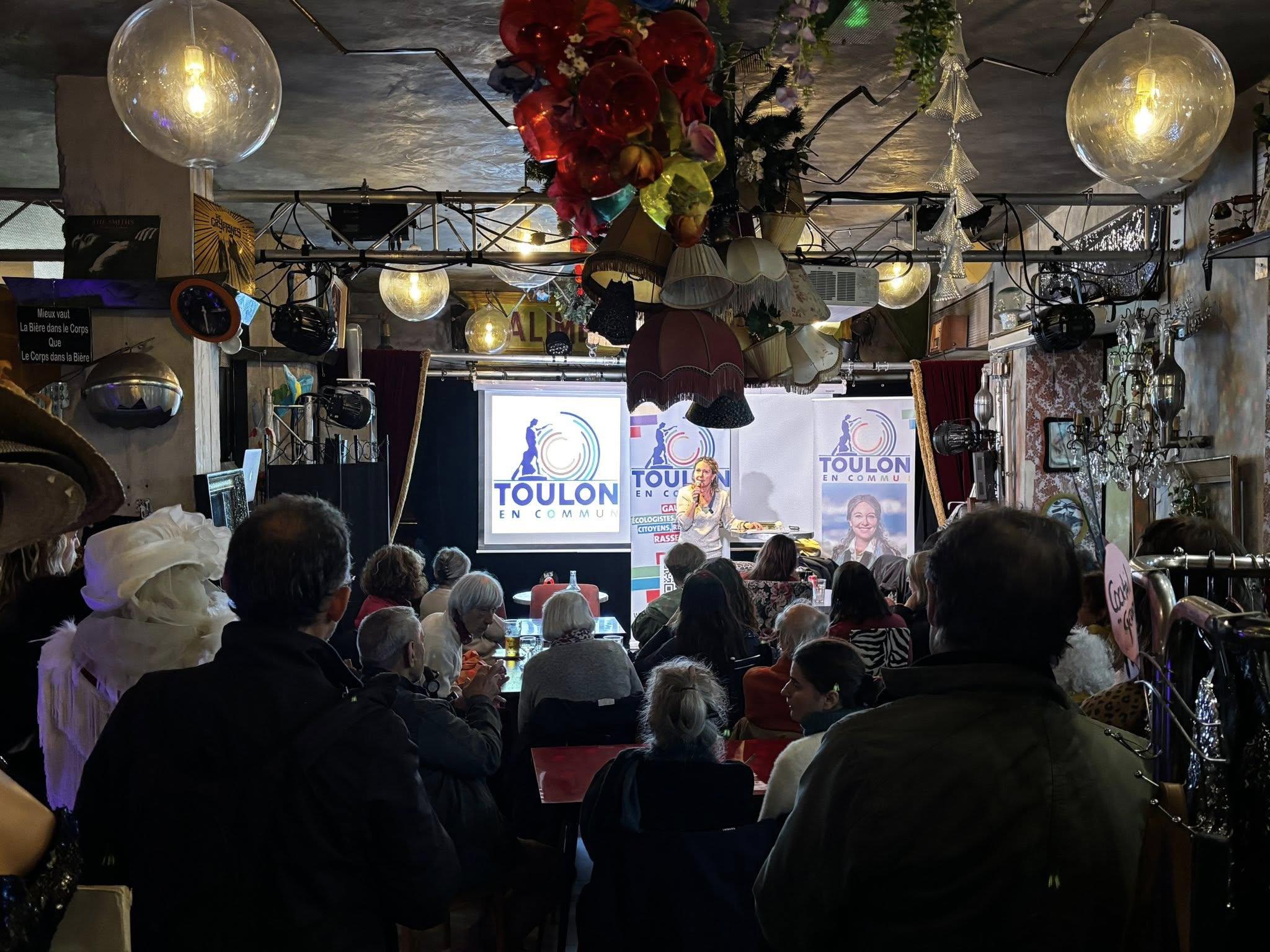 Toulon en commun fait salle comble au Maz