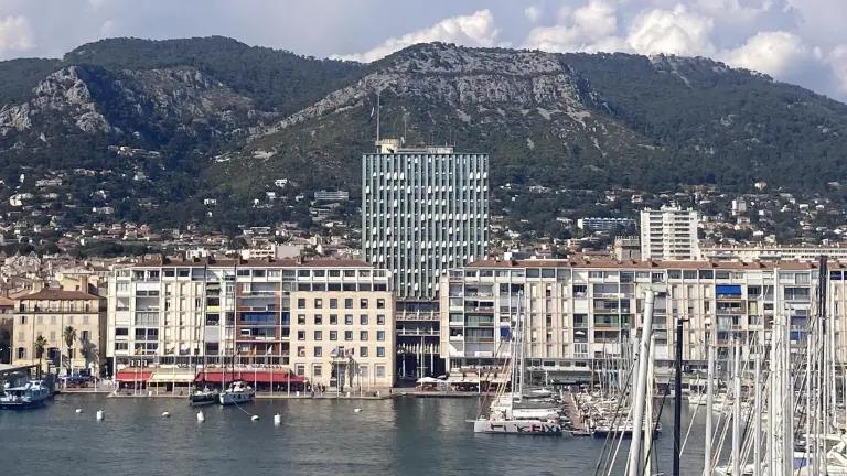 Municipales : à Toulon, six listes pour un fauteuil de maire