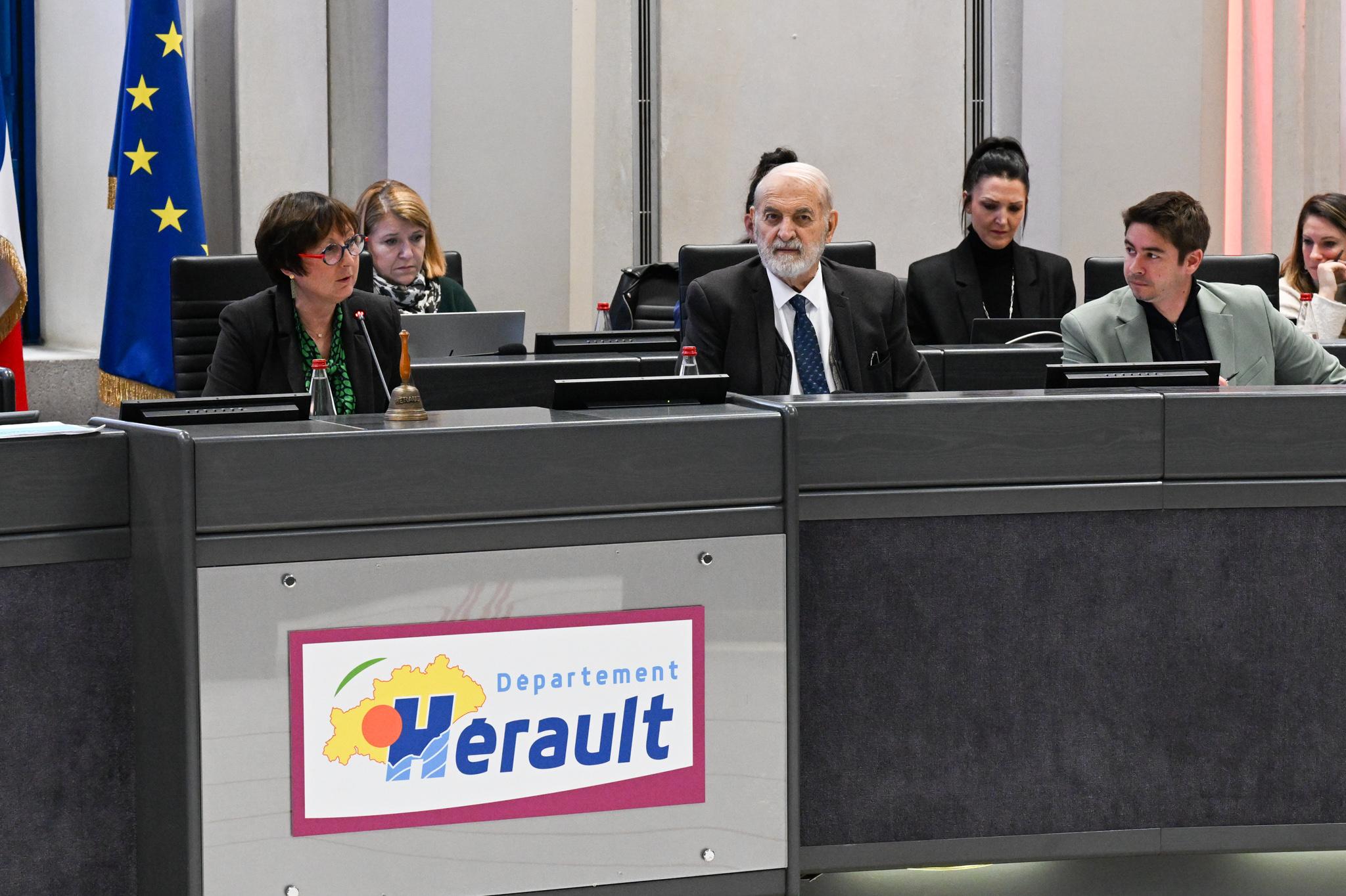 Fragile, le Département de l’Hérault joue la prudence