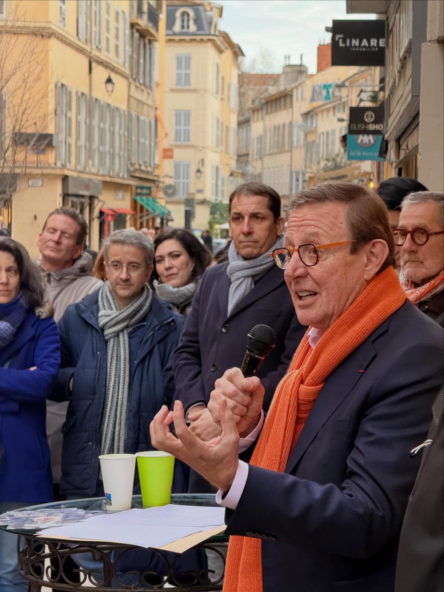 À Aix-en-Provence, Philippe Klein inaugure son local de campagne