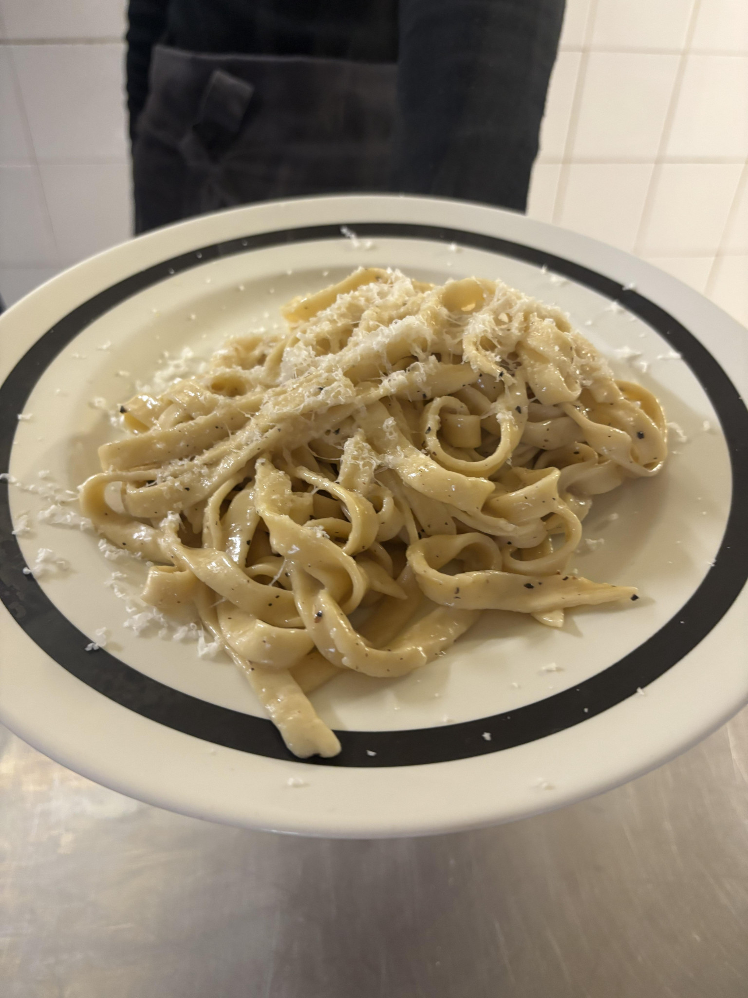 [On passe à table] Les tagliatelles fraîches sauce cacio e pepe