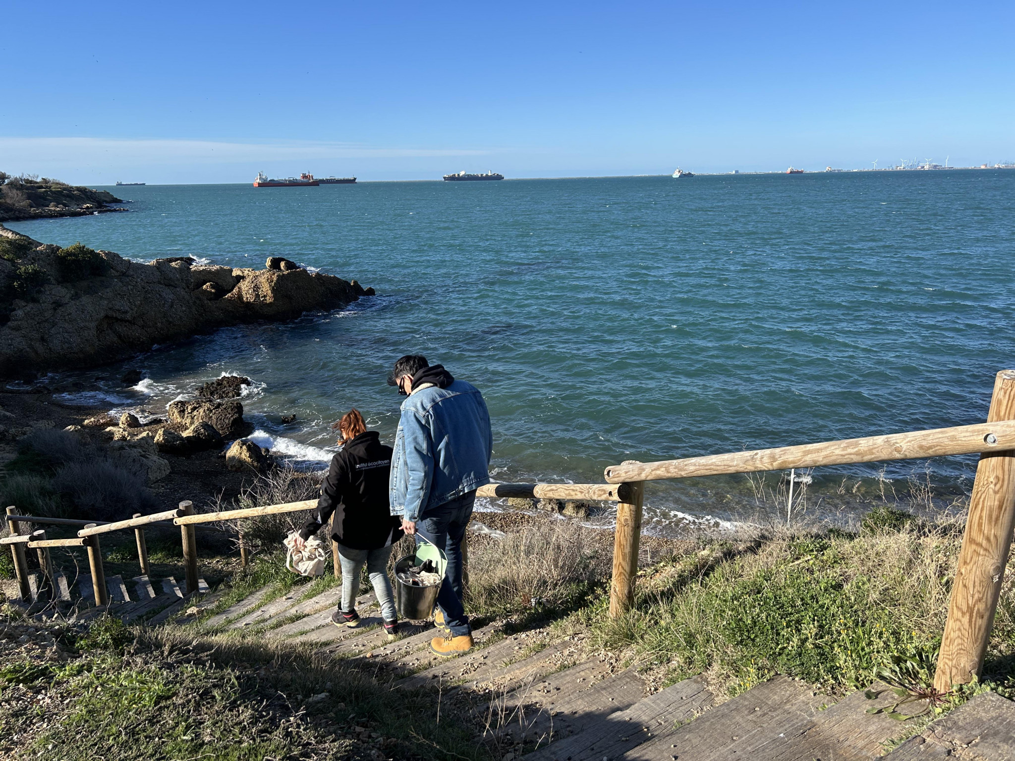 Des relevés participatifs pour observer la pollution du golfe