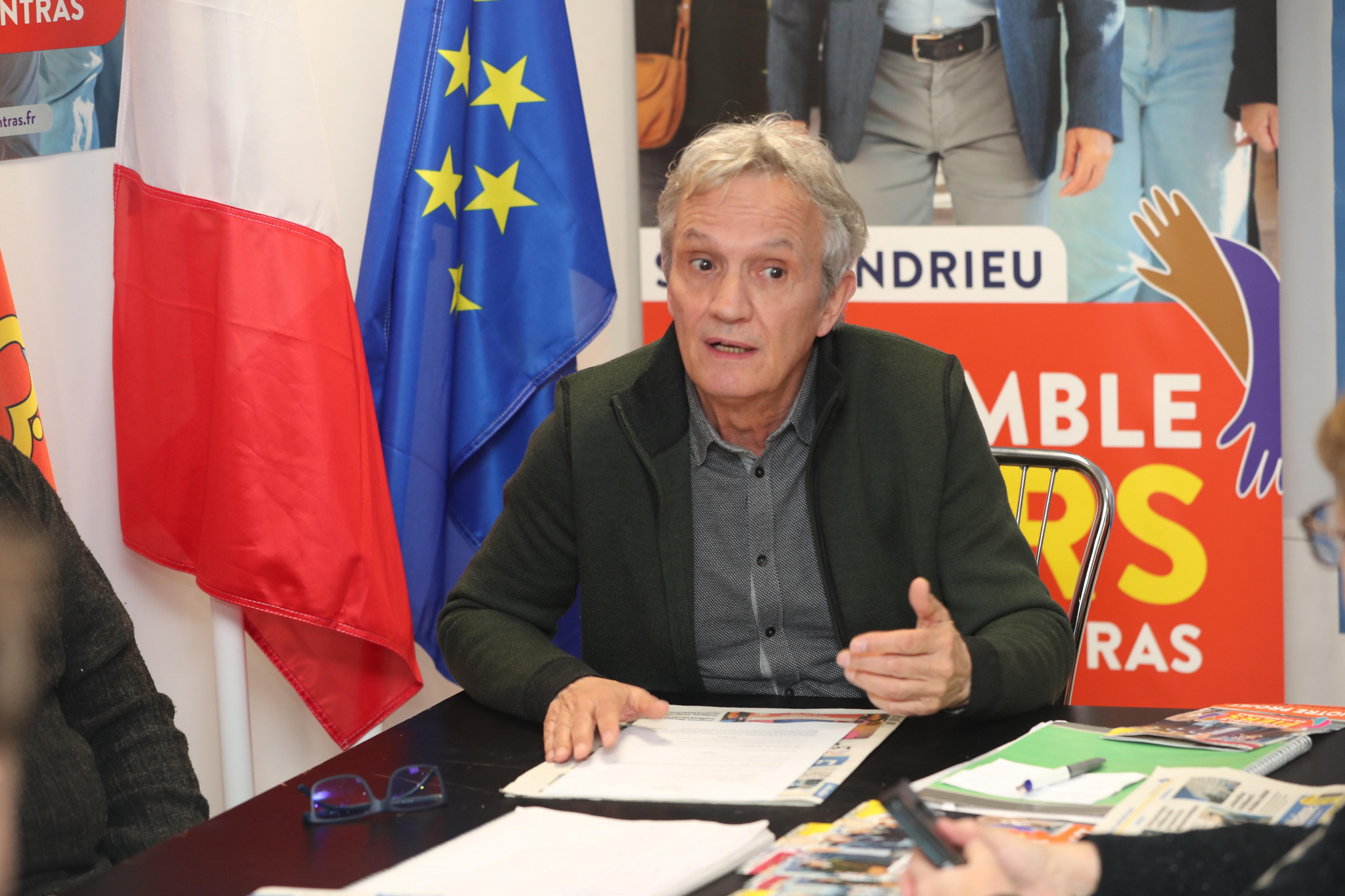 Serge Andrieu face aux lecteurs à Carpentras