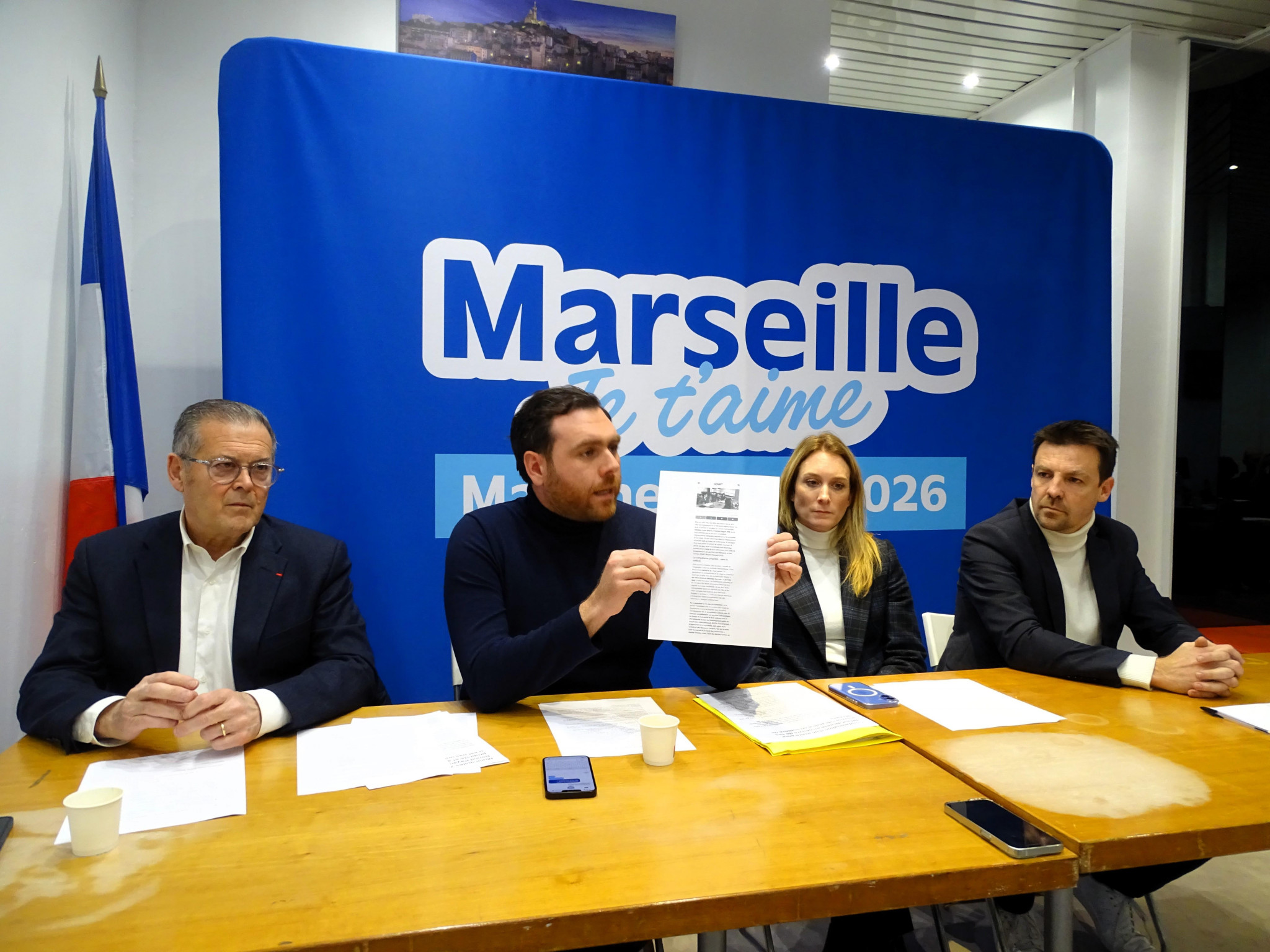 À Marseille, la droite veut décentraliser la propreté