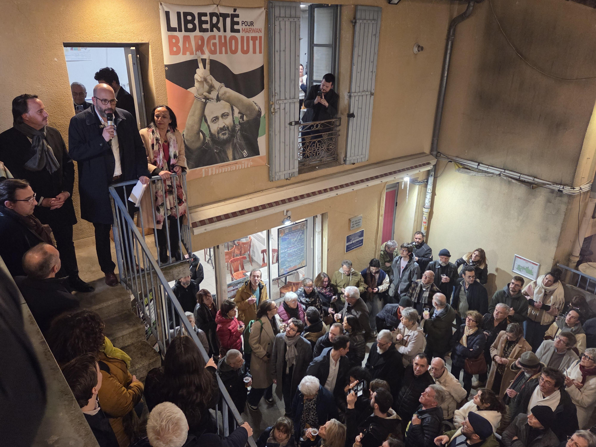 Rassembler Nîmes pour s’opposer au RN