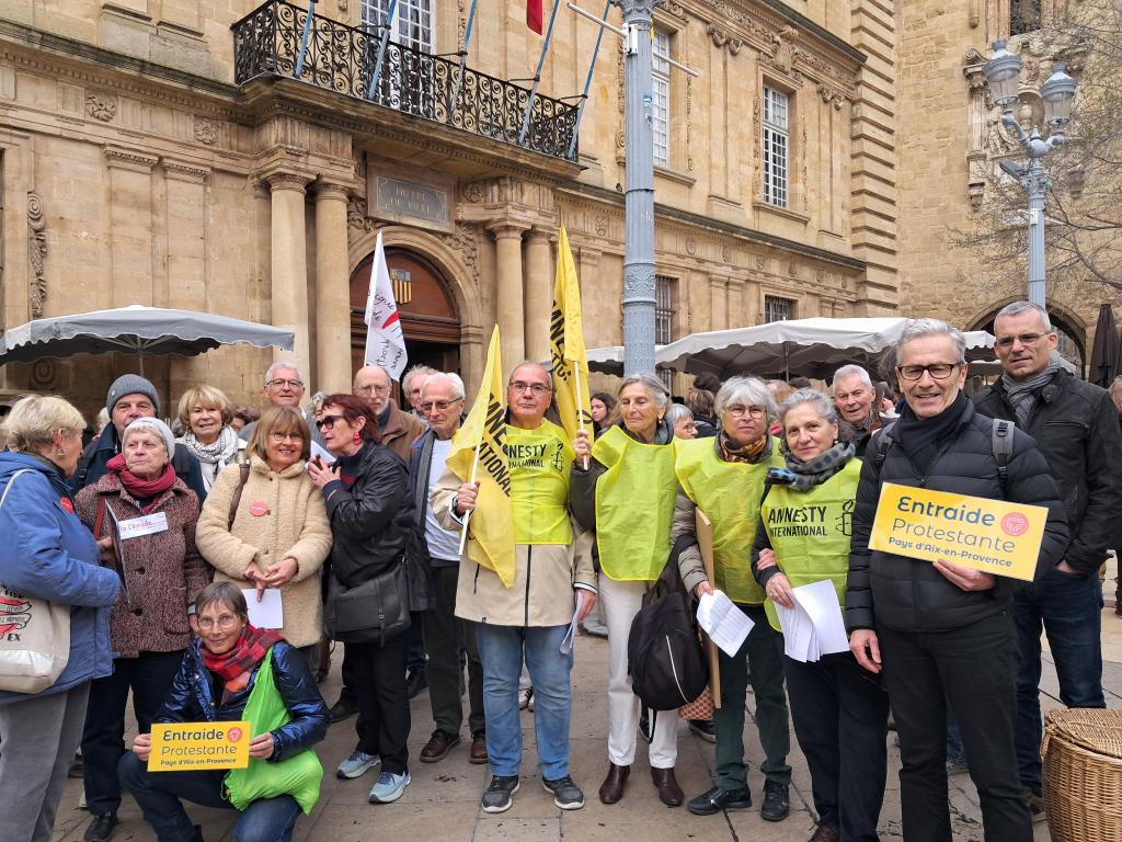 À Aix, quatre candidats répondent aux associations