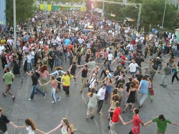 Les anciens du festival des Agglos répondent à Spanu
