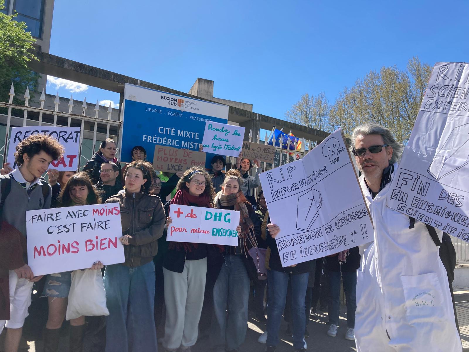 À Avignon, le lycée Mistral debout face à la baisse d’heures d’enseignement