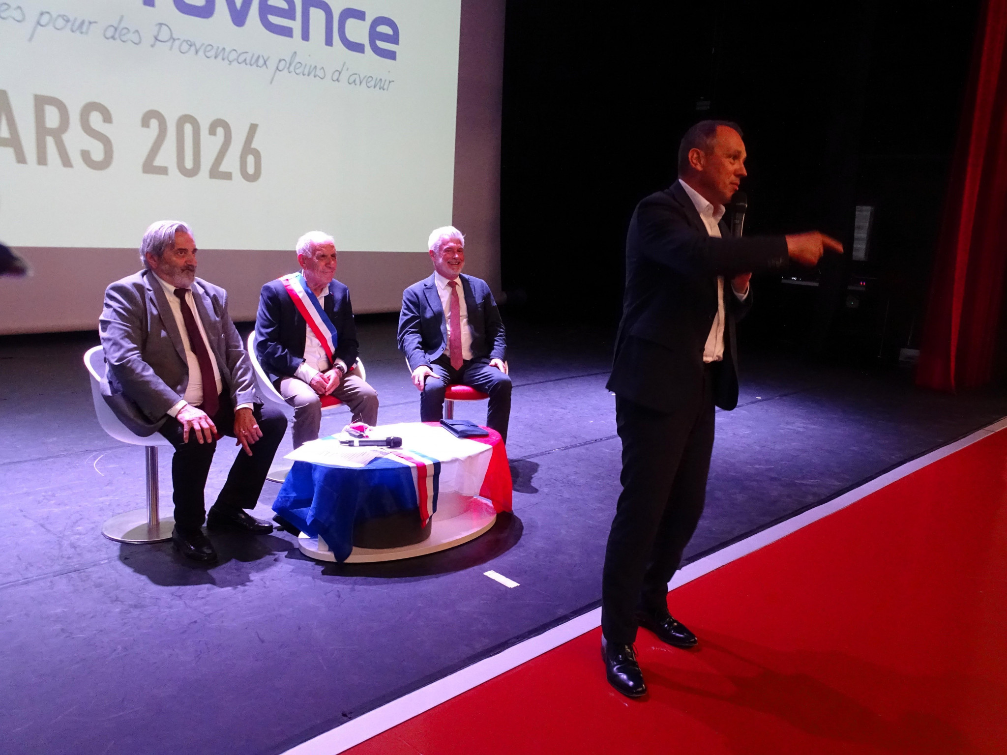 Nicolas Isnard officialise sa candidature à la présidence de la Métropole Aix-Marseille