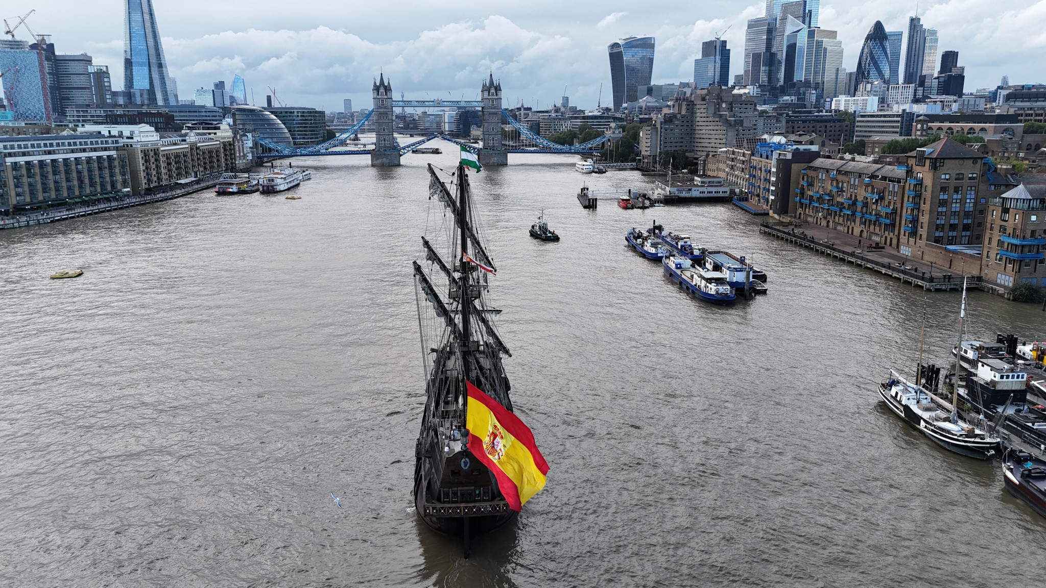 [Maj] Les deux navires espagnols historiques ne pourront pas jetter l’ancre pendant quatre jours
