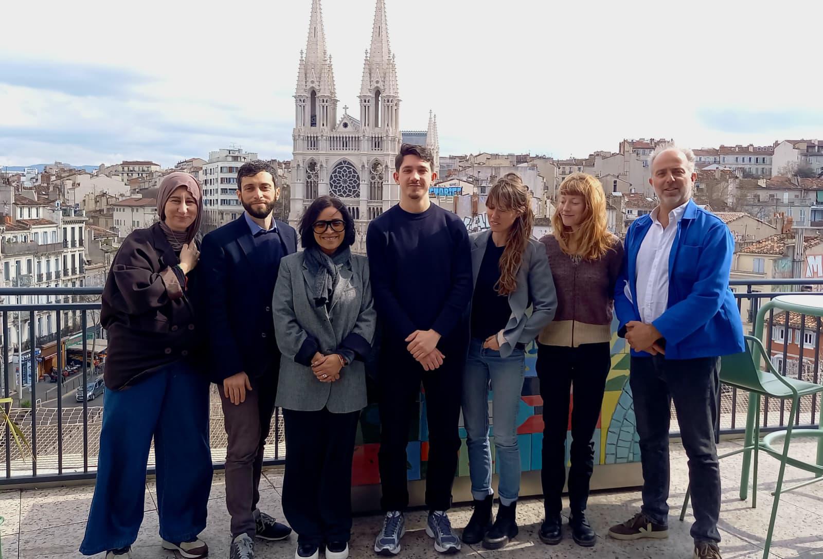 À Marseille, les insoumis déclinent leur plan écoles