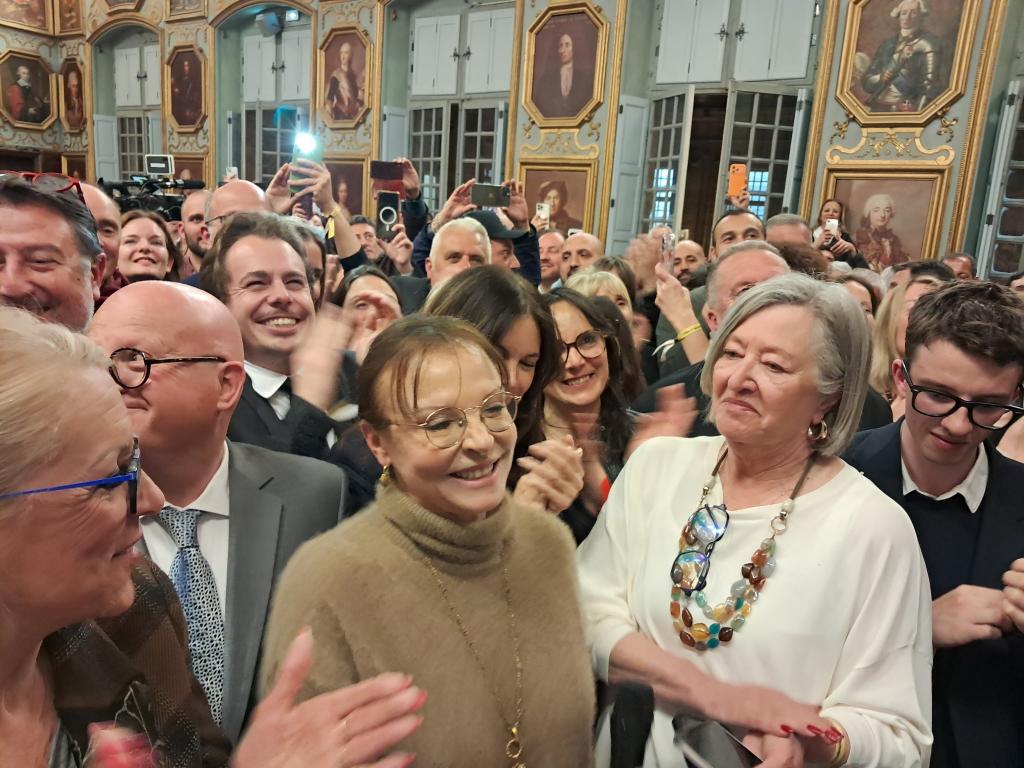 À Aix, Sophie Joissains réélue maire sans suspense