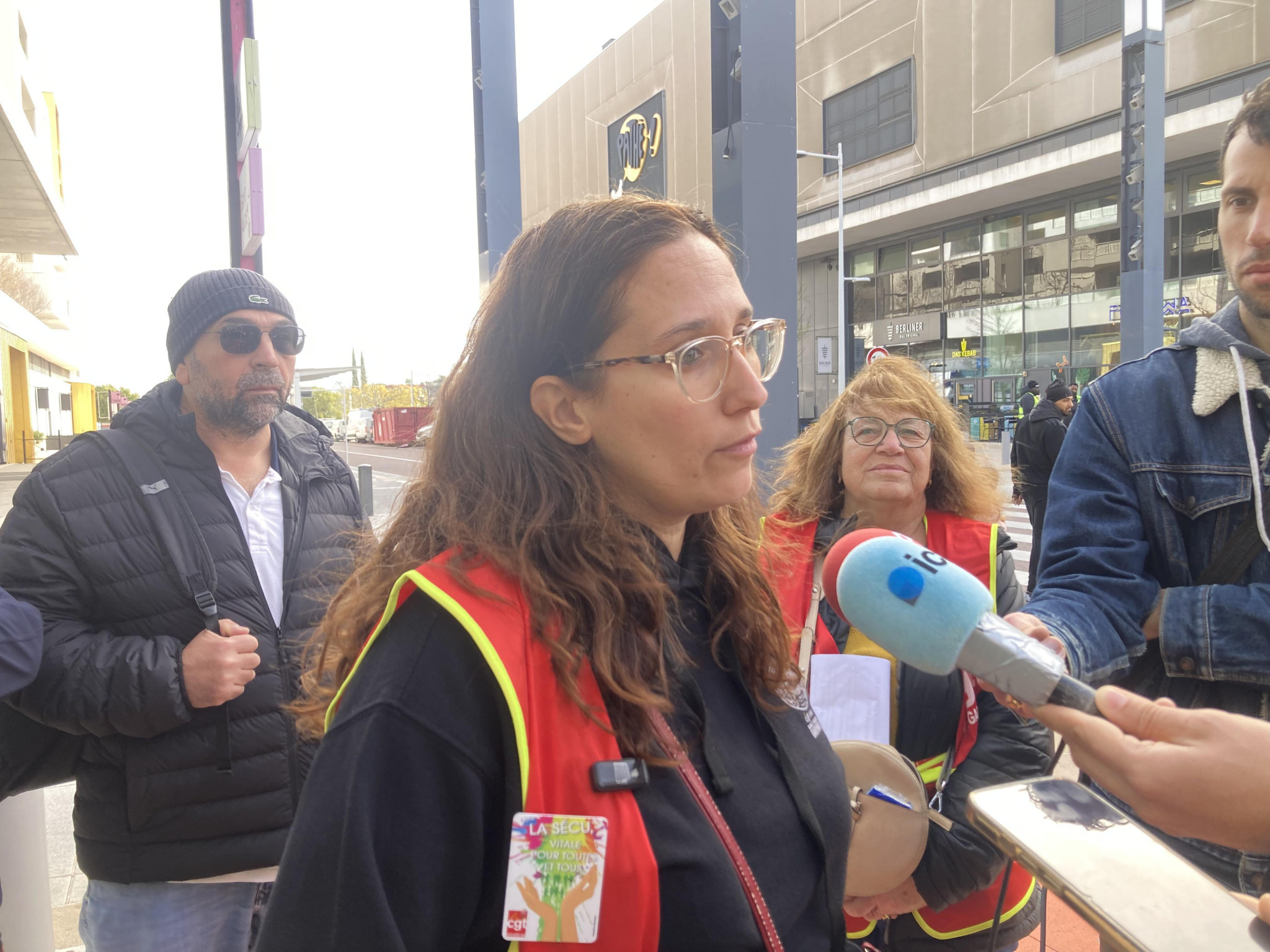 Parkings payants : la galère s’intensifie pour les salariés de l’Avenue 83