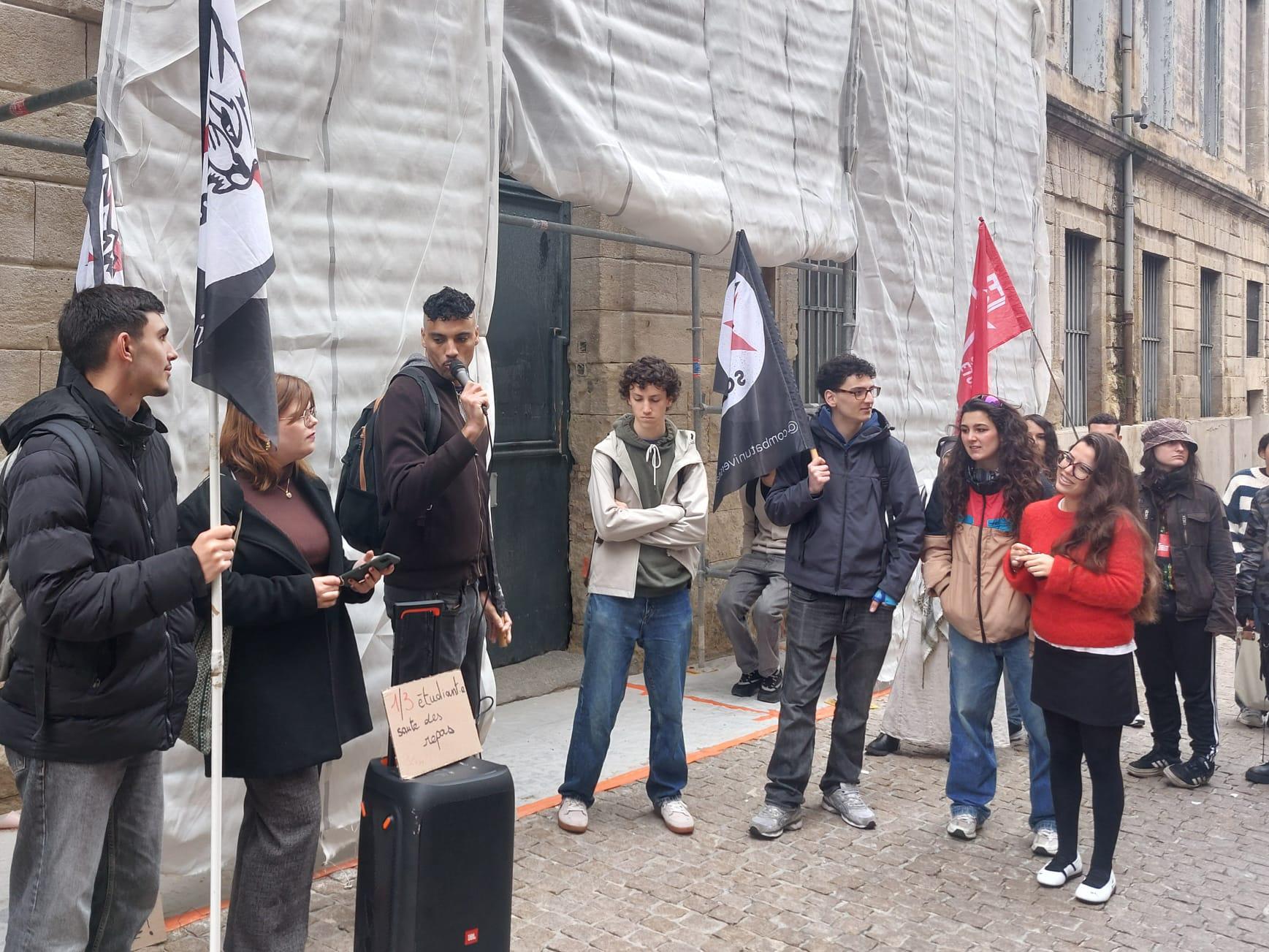 Les étudiants mobilisés contre la hausse des loyers