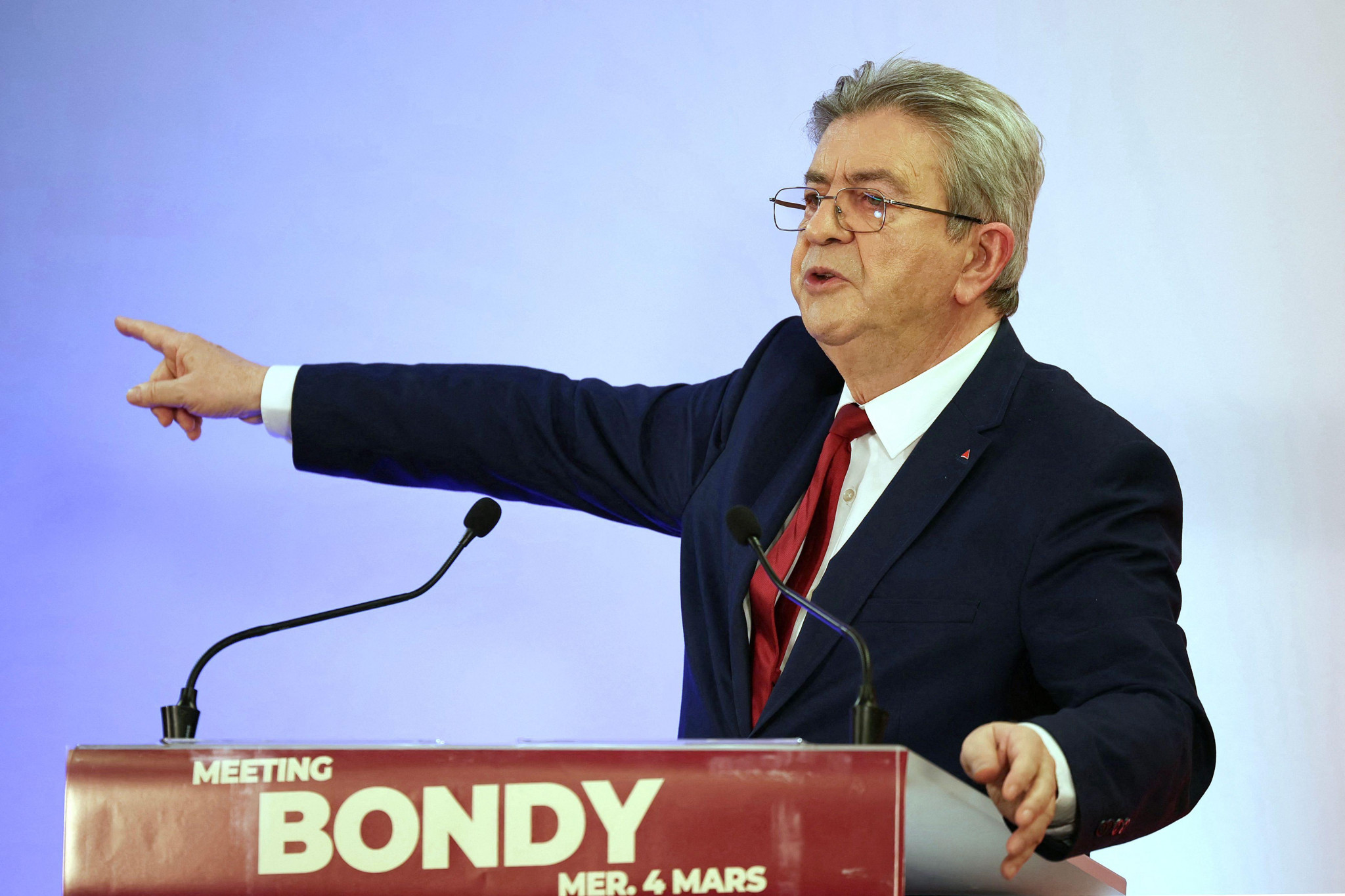 Jean-Luc Mélenchon en meeting pour soutenir Sébastien Delogu à Marseille