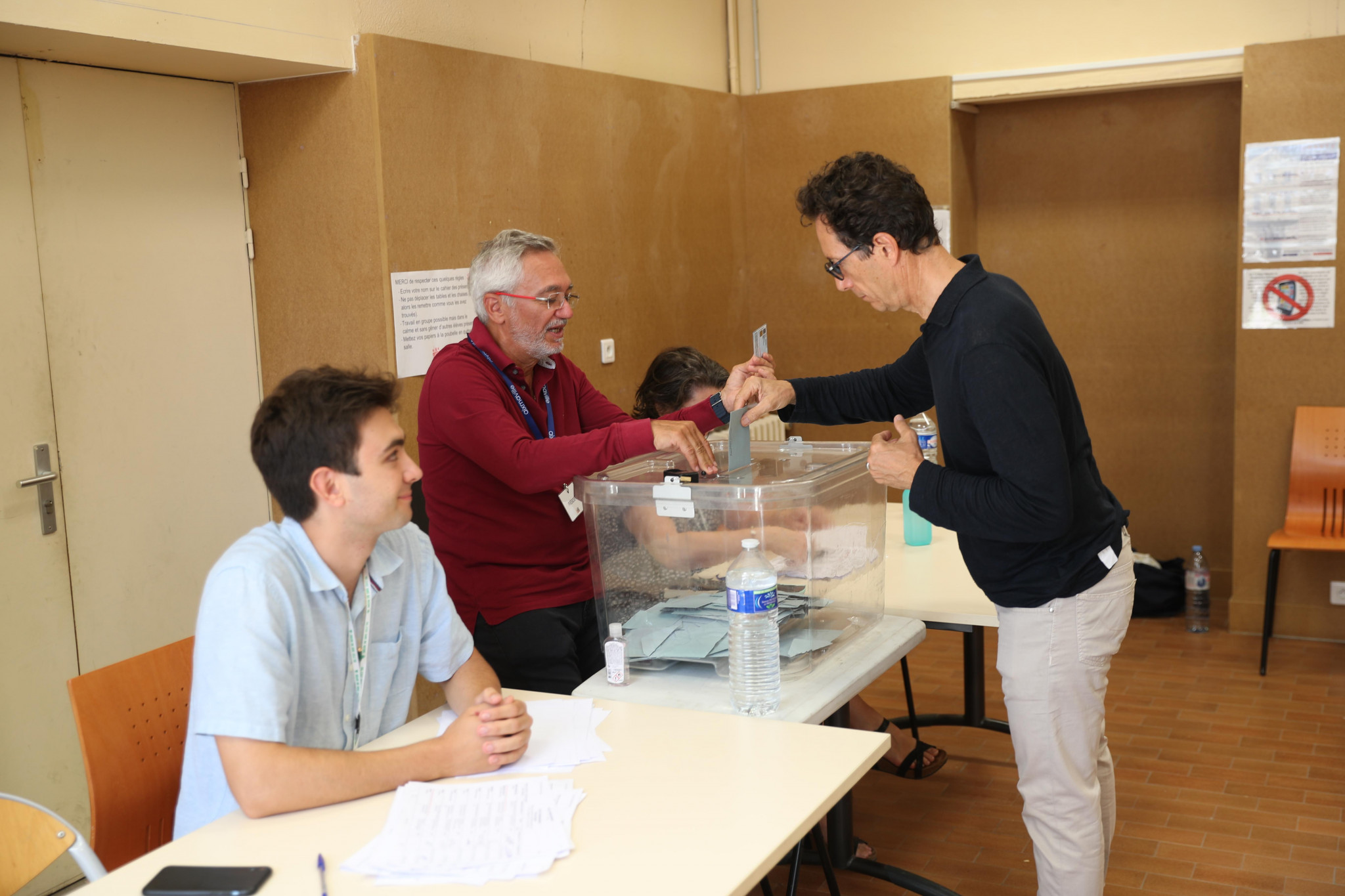 Les agents municipaux de la Ville de Marseille au cœur de la campagne