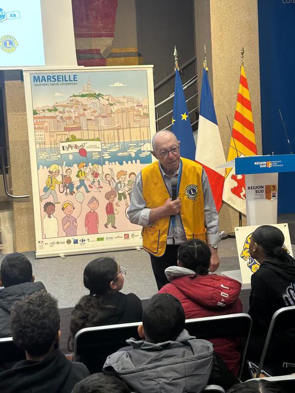 [Entretien] « Il faut modifier le regard des valides sur le handicap »