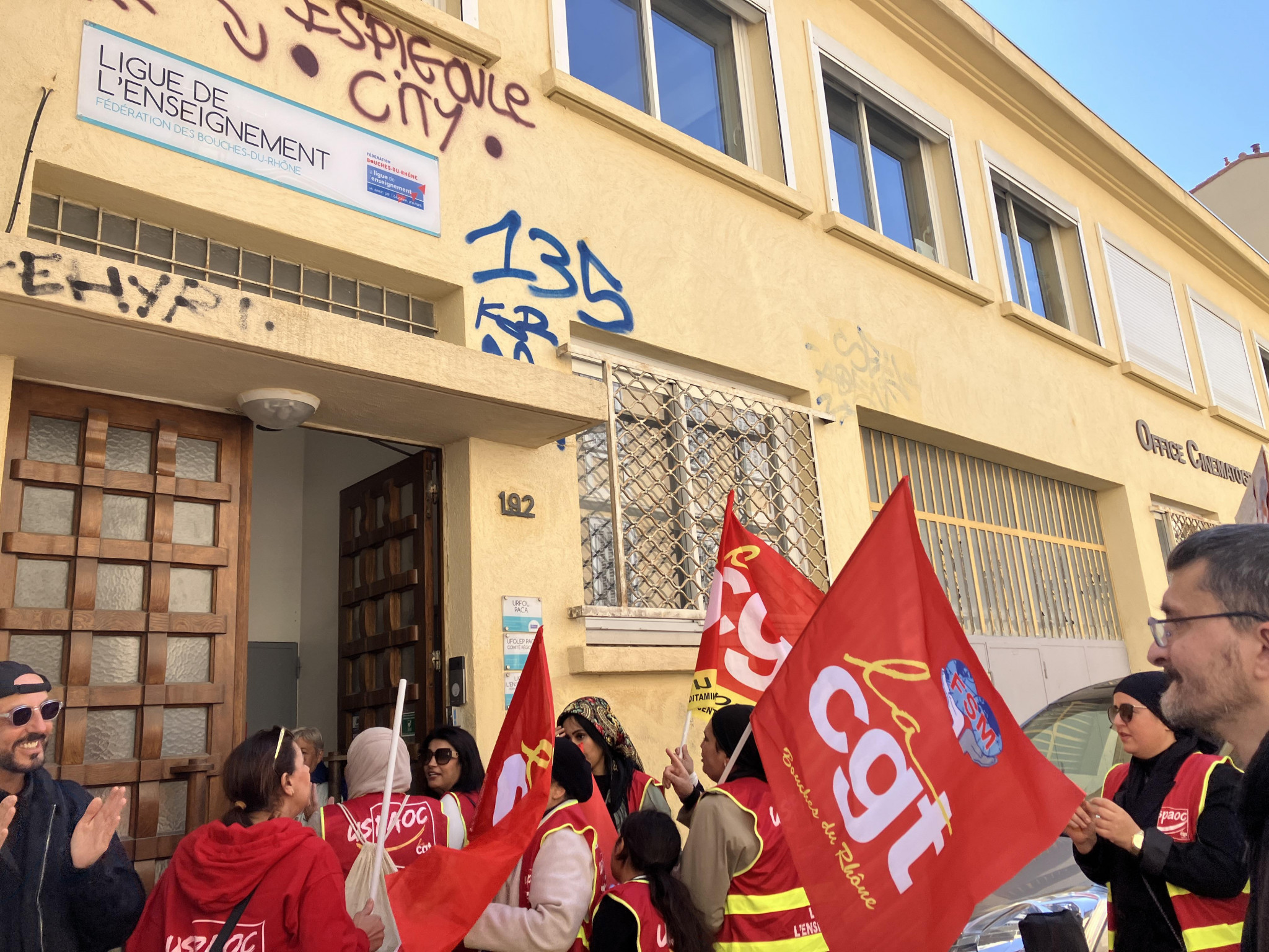 Des salariés de la Ligue de l’enseignement en grève