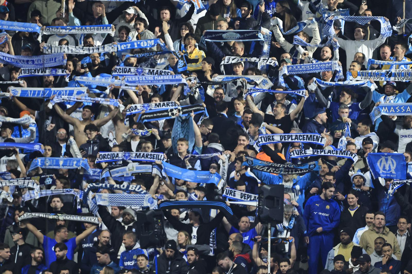 Les supporters ont animé un Olympico enflammé
