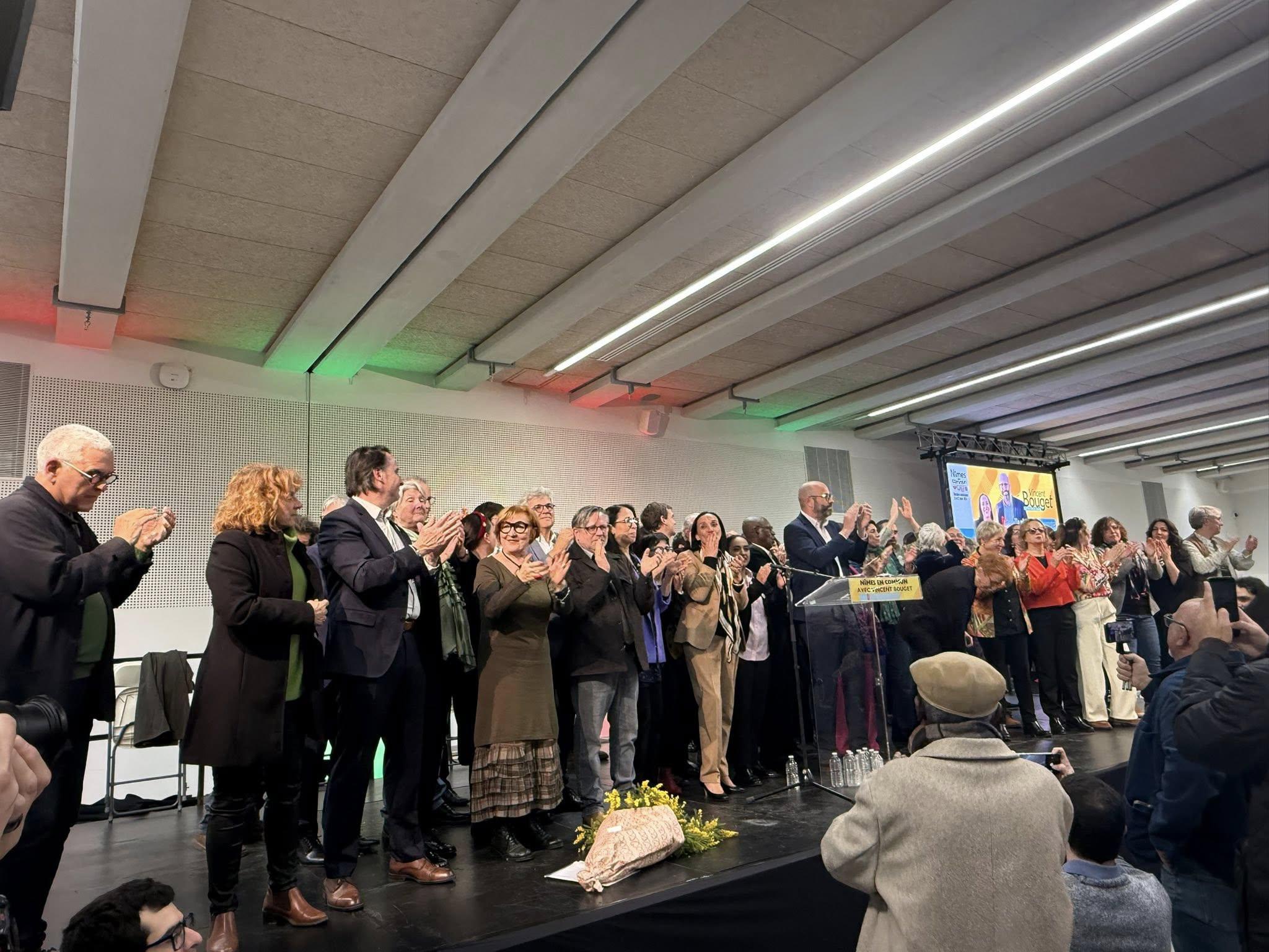 Plus de 1200 personnes au meeting de Vincent Bouget et de Nîmes en commun