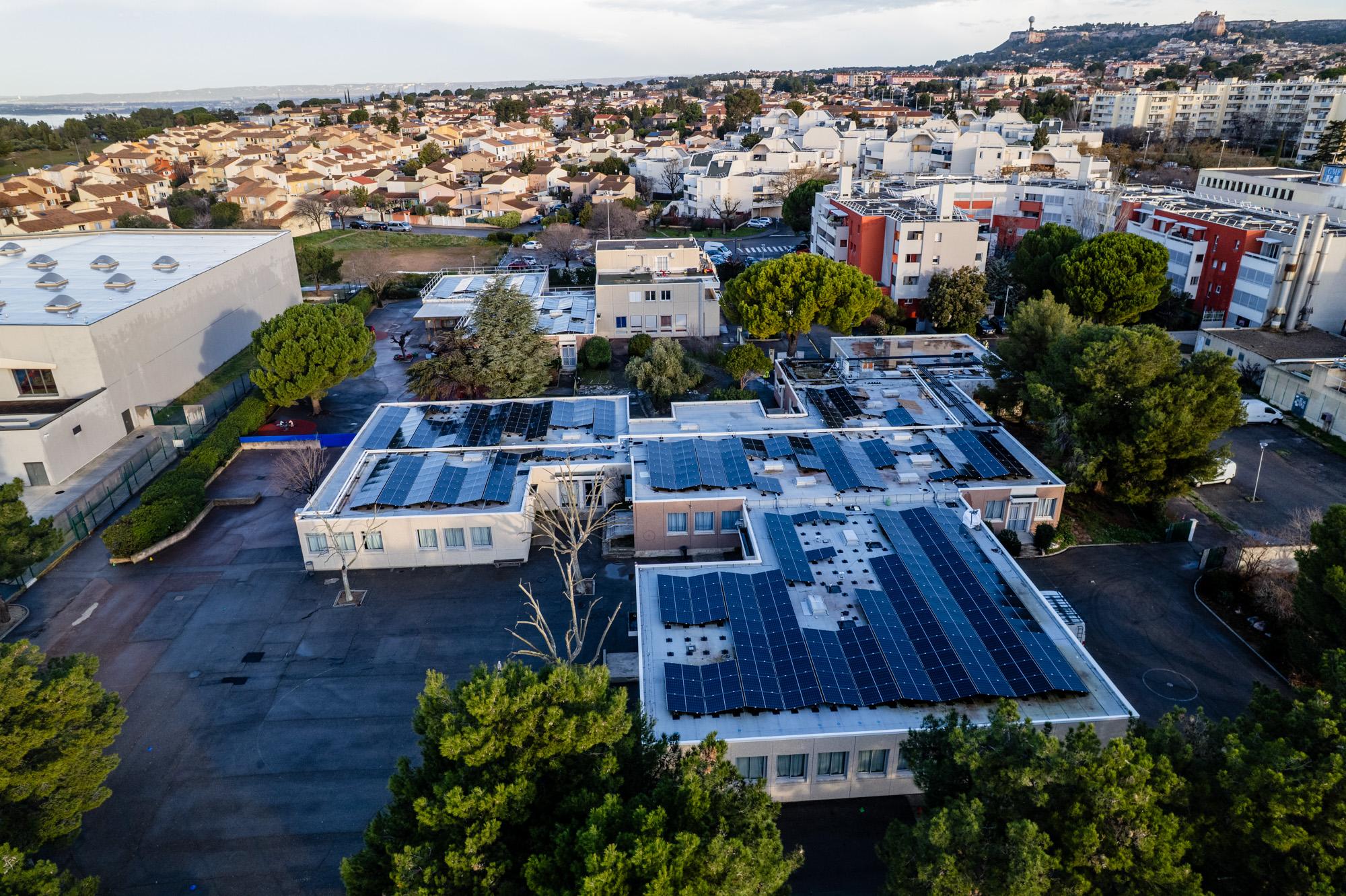 Énergie solaire collective&nbsp;: à Vitrolles, la boucle nord entre en service