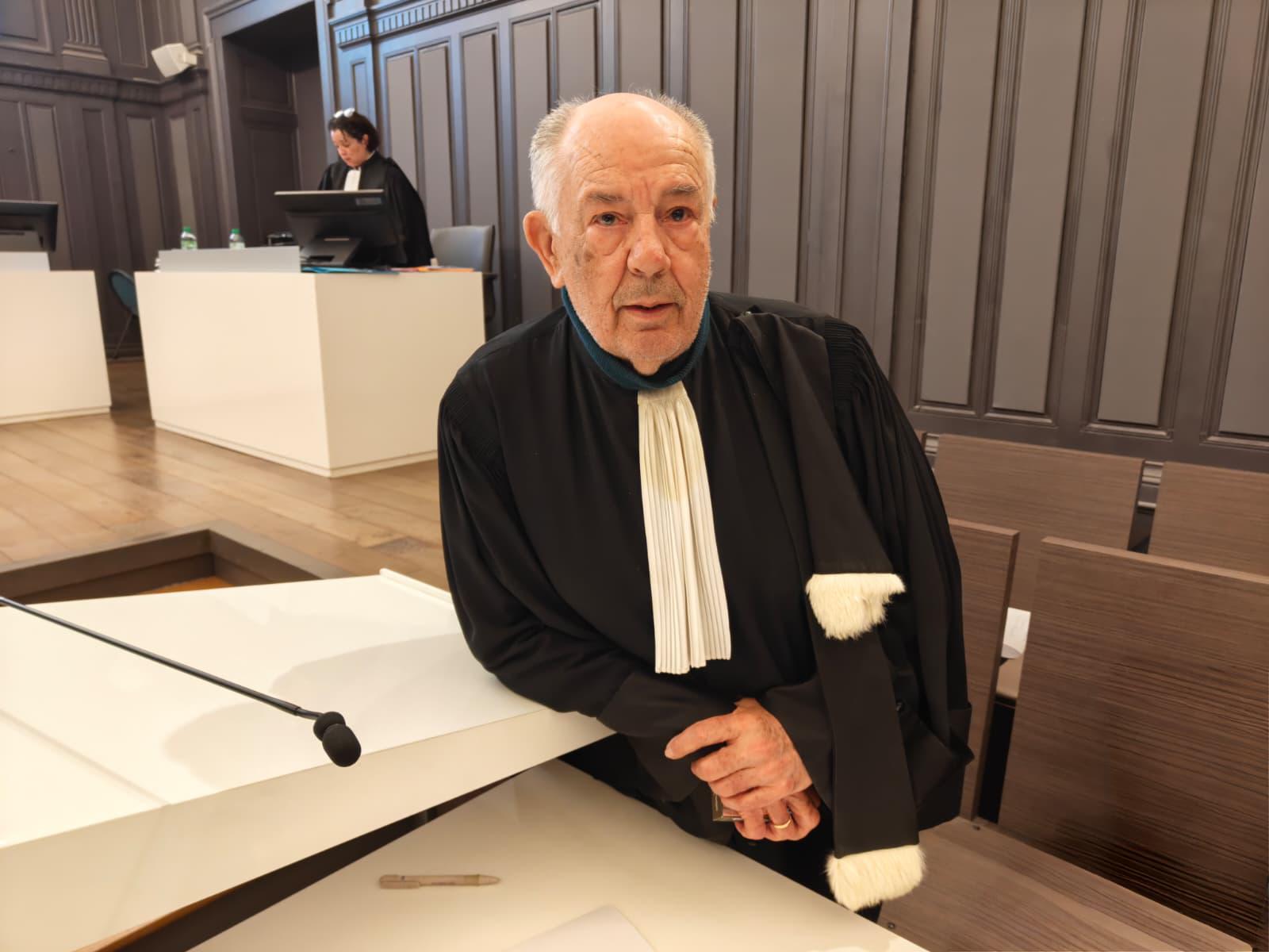 [Justice] Jusqu’à 30 mois requis au procès des anciens «&nbsp;bars à bouchons&nbsp;» de Marseille