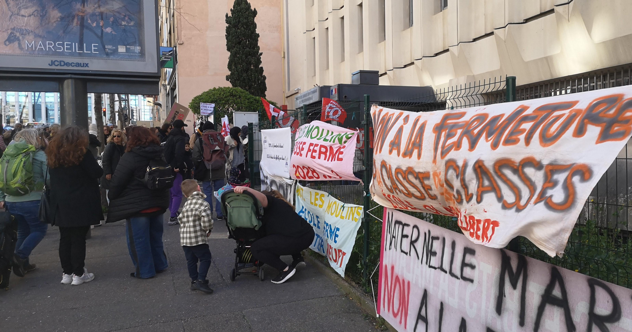 Marseille, les parents en lutte pour regagner des classes