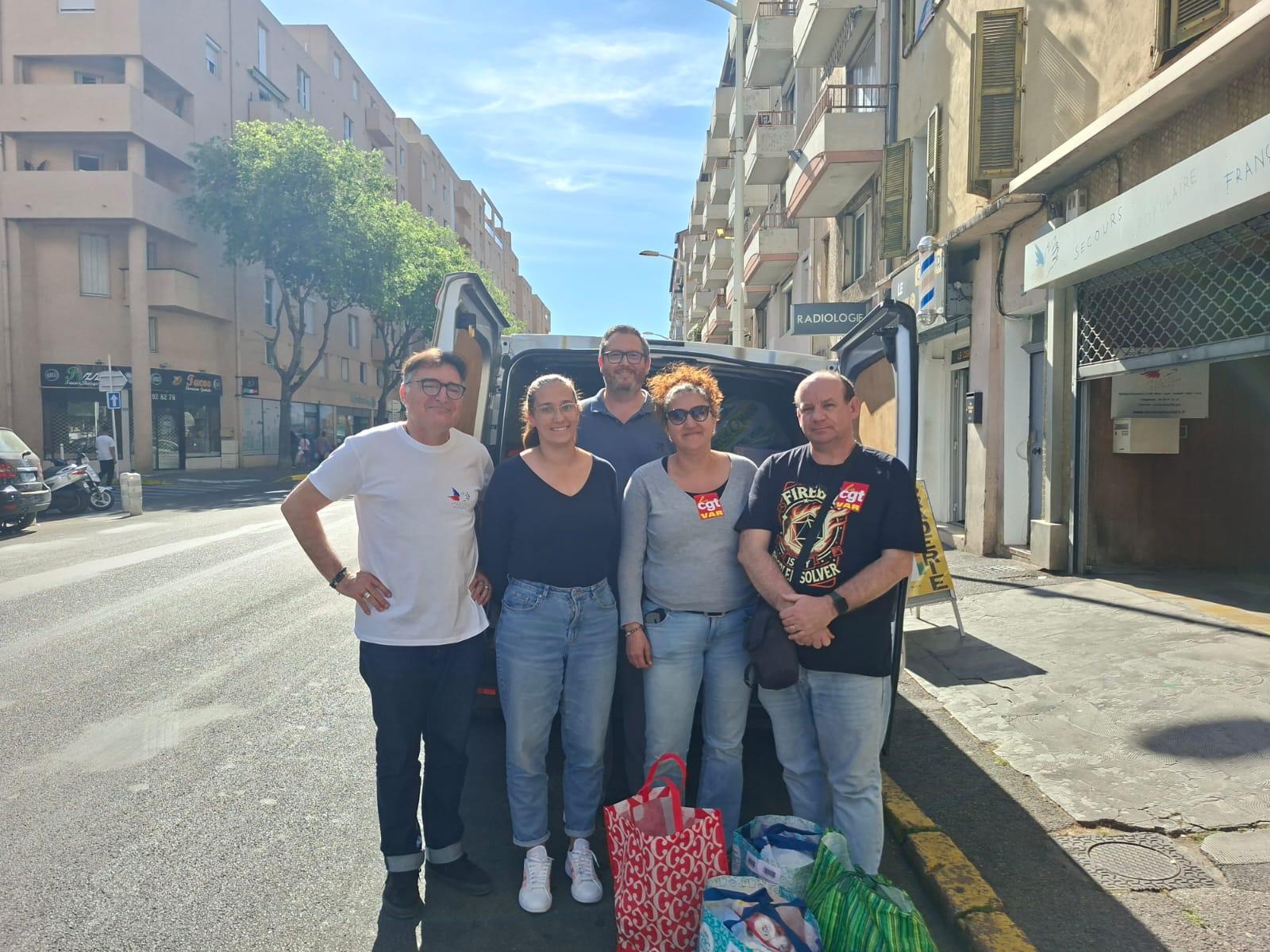 Une collecte de la CGT en faveur du Secours populaire à Toulon