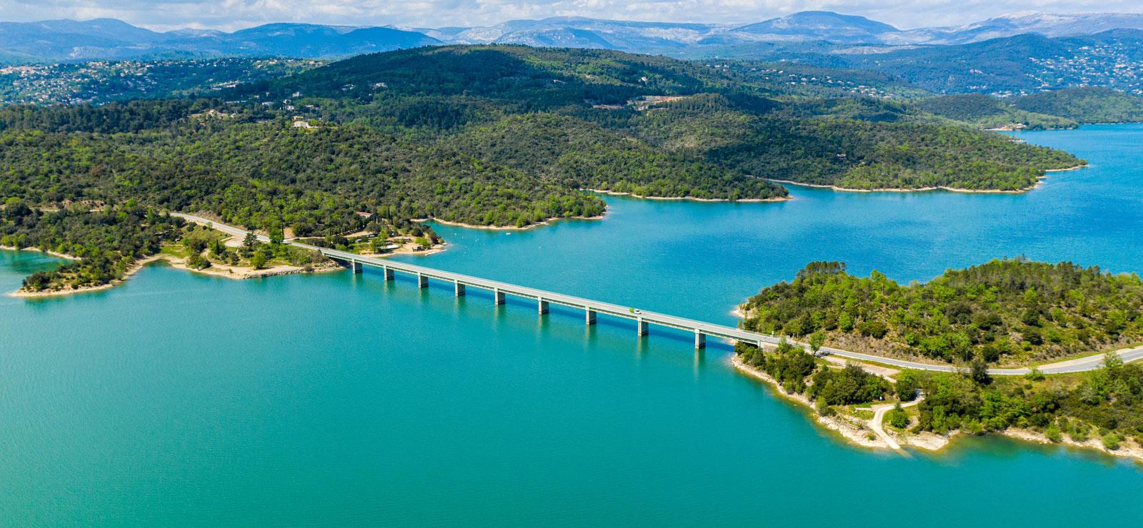 Lac de Saint-Cassien : une cellule de veille pour sécuriser le plan d’eau