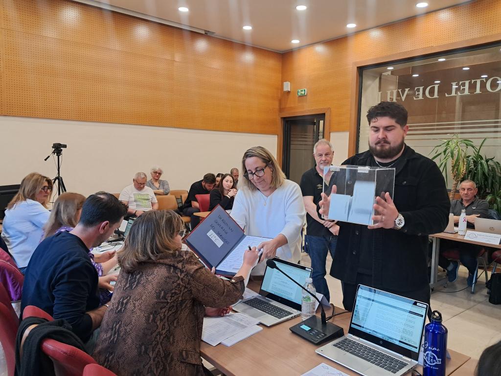 Les fermetures d’écoles au menu du conseil municipal de Gardanne